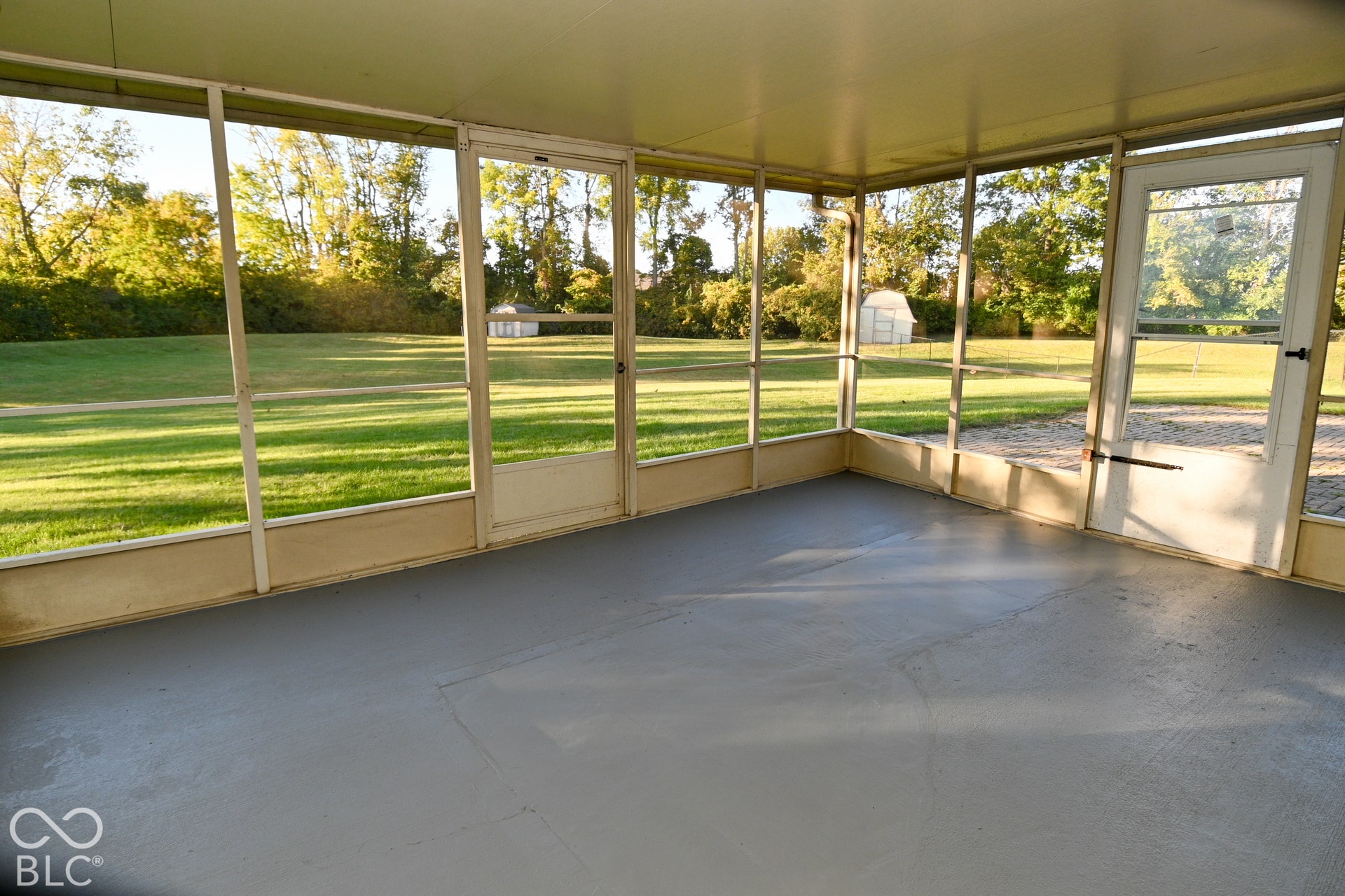 5524 Oakcrest Drive, Indianapolis, IN 46237