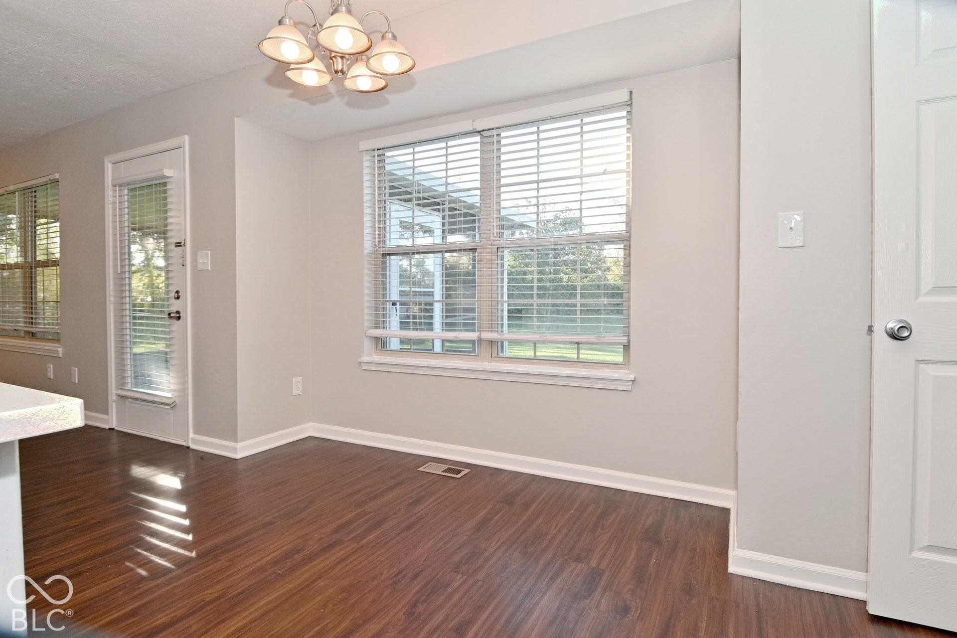 5524 Oakcrest Drive, Indianapolis, IN 46237