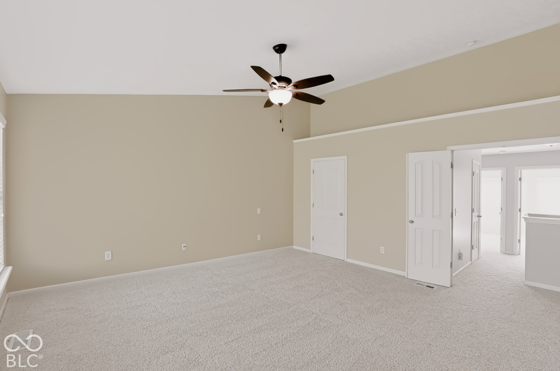 11812 Harvard Lane, Carmel, IN 46032