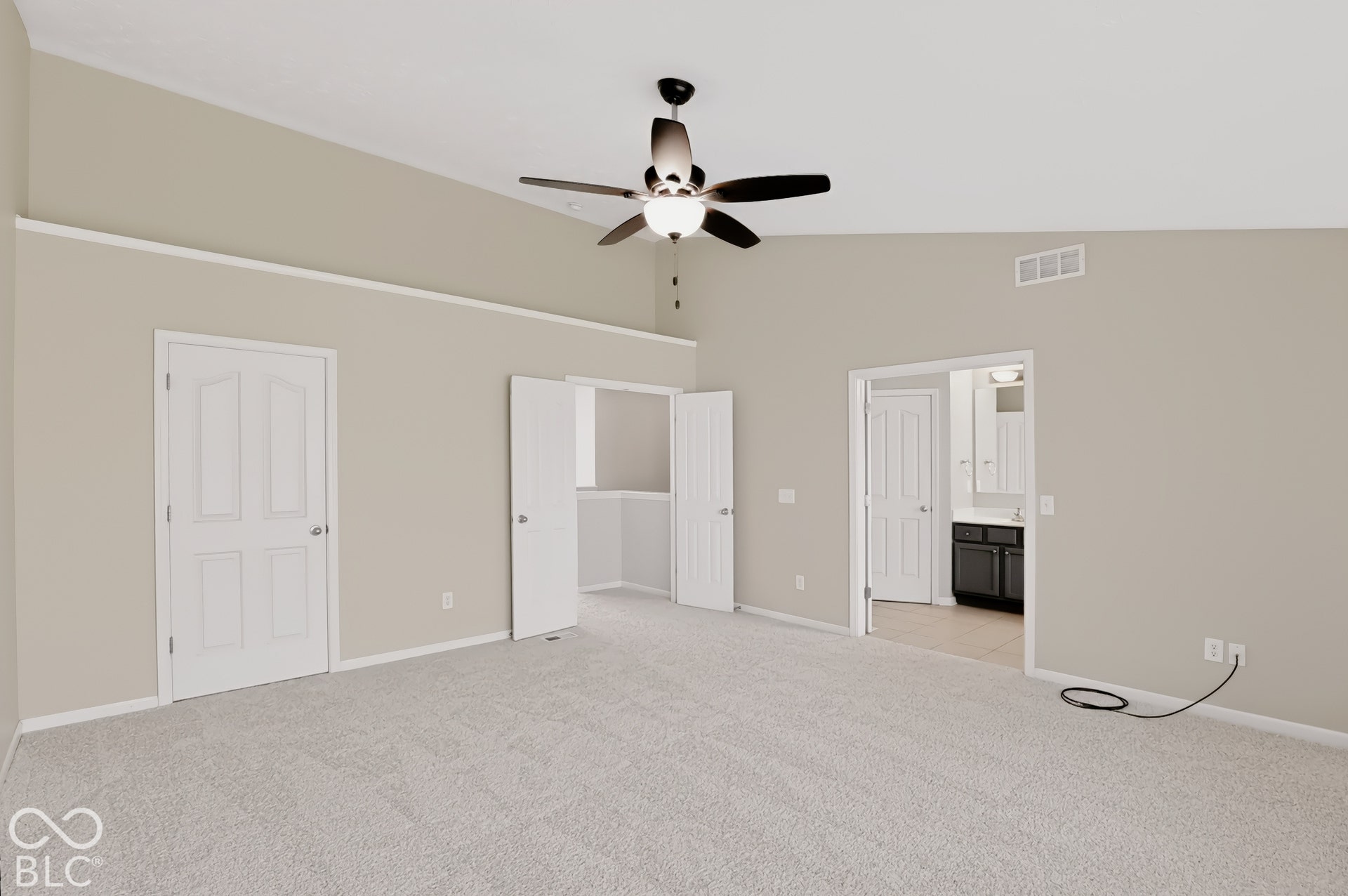 11812 Harvard Lane, Carmel, IN 46032