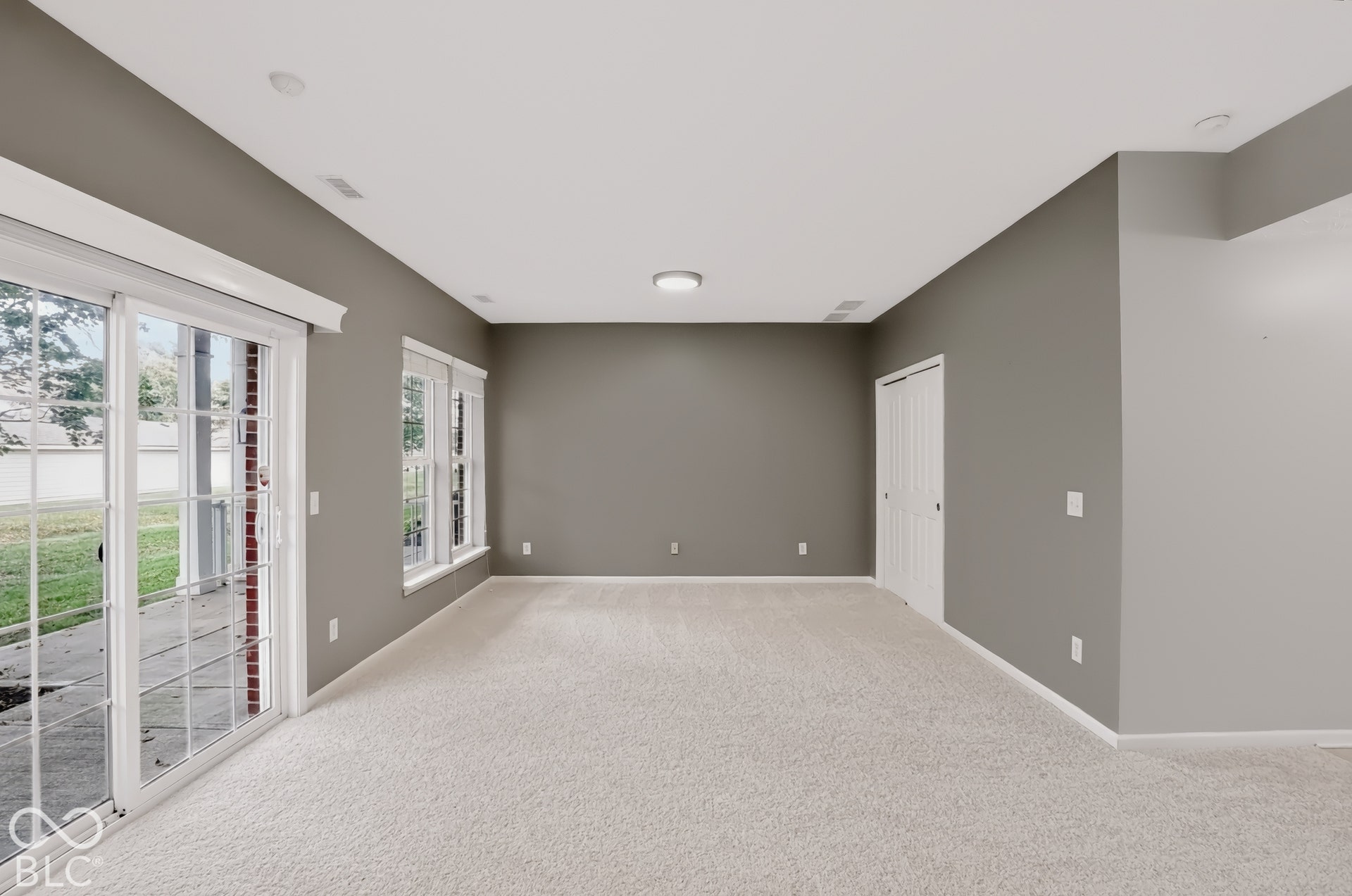11812 Harvard Lane, Carmel, IN 46032