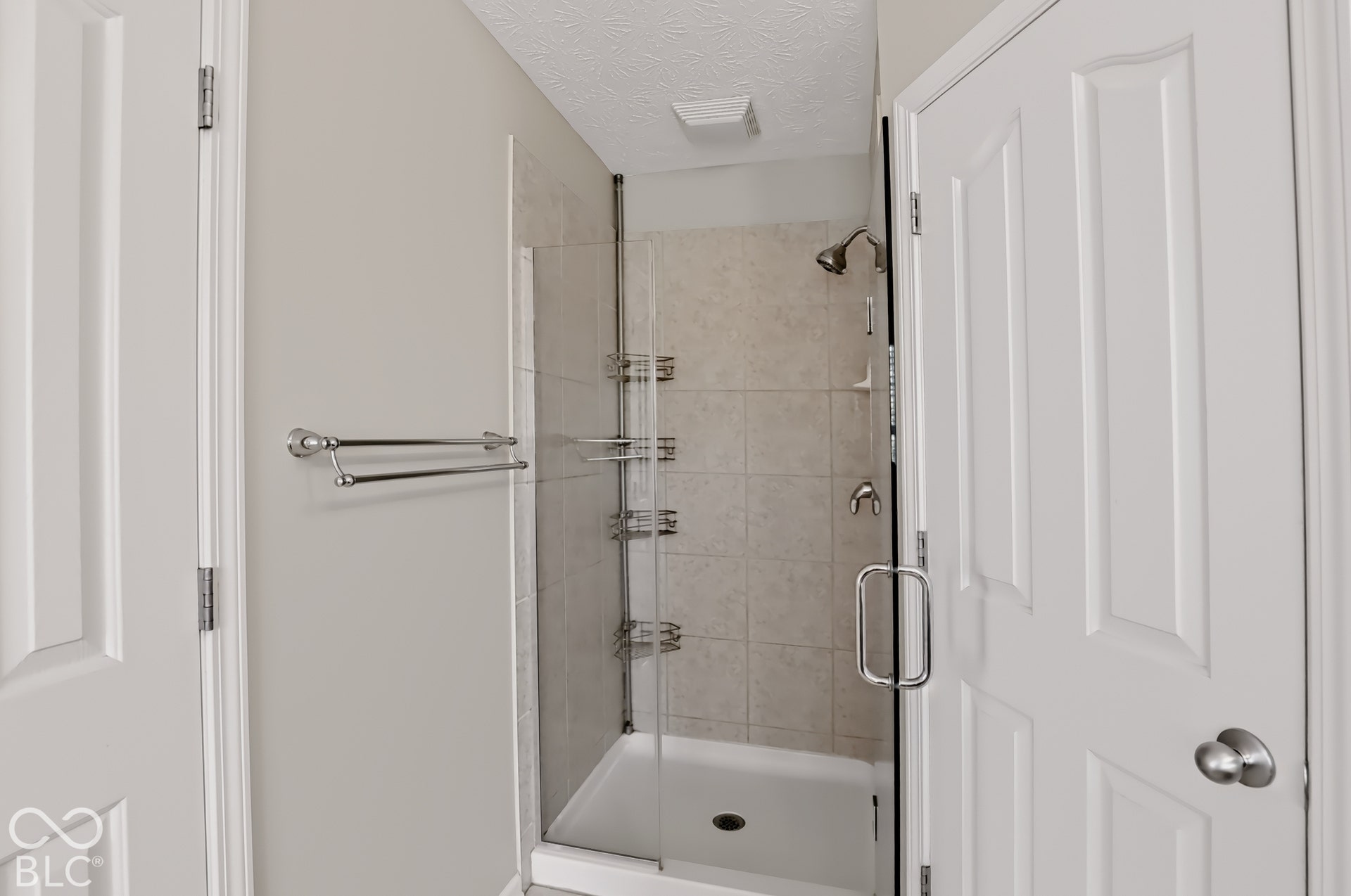 11812 Harvard Lane, Carmel, IN 46032