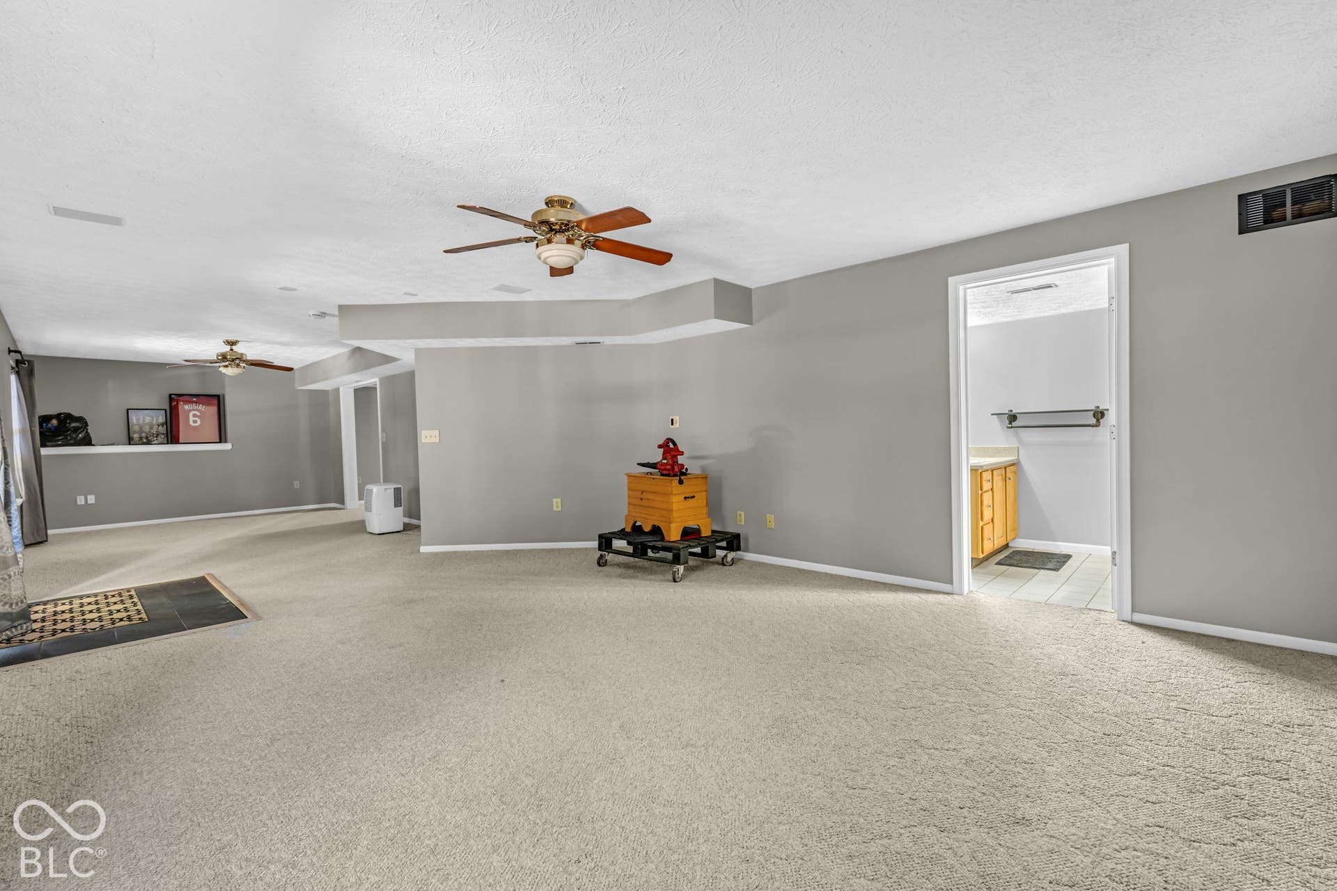 631 Middleham Circle, Beech Grove, IN 46107