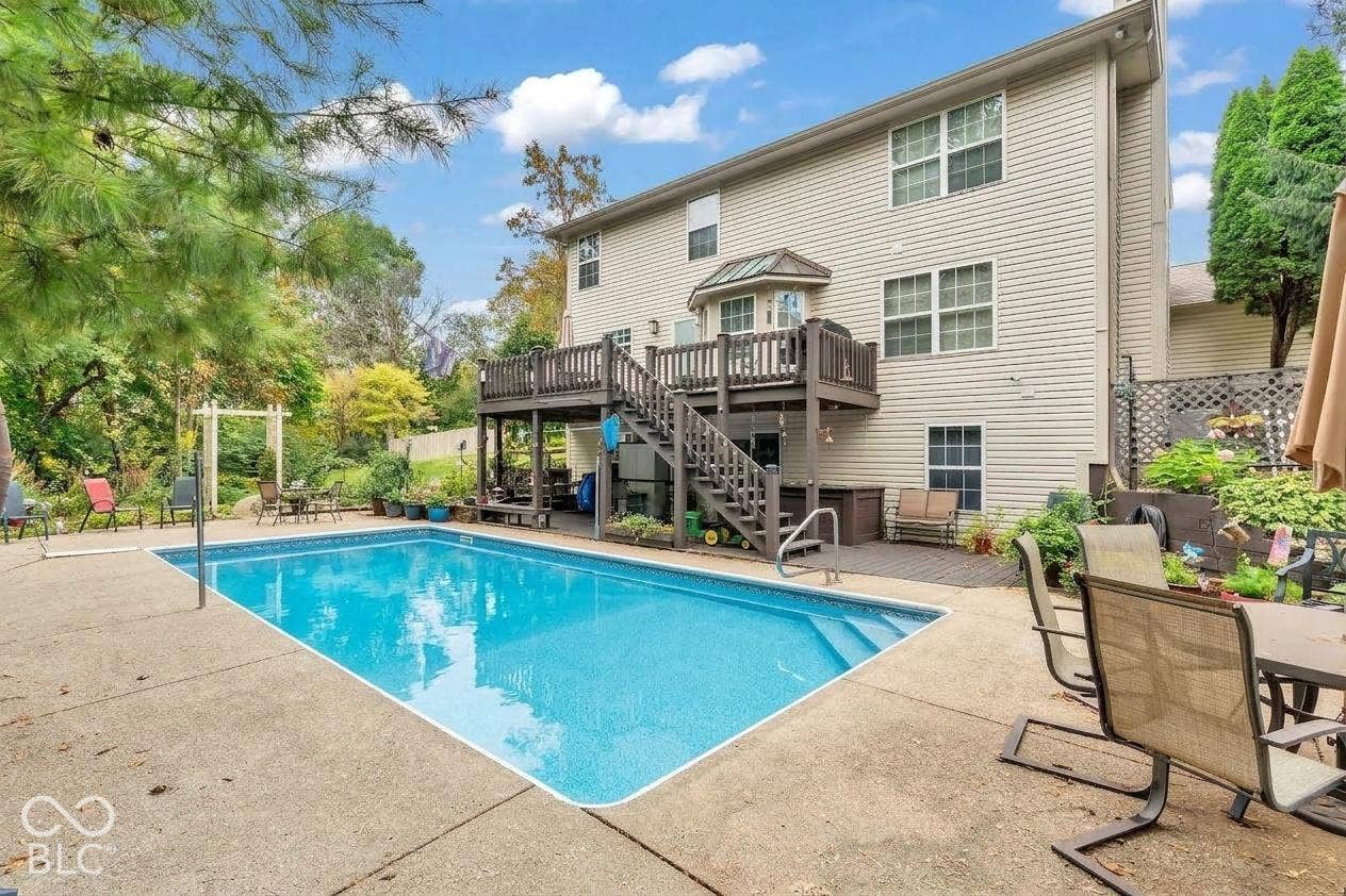 Virtually Altered - Virtually removed the pool cover.