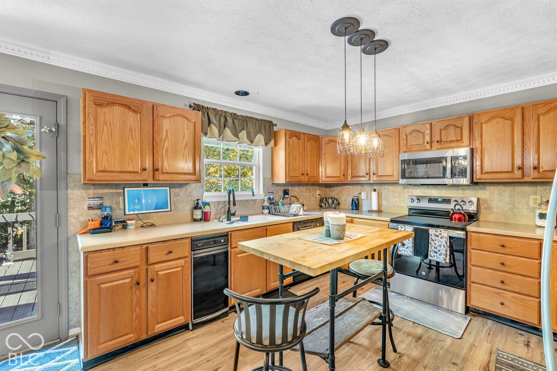 631 Middleham Circle, Beech Grove, IN 46107