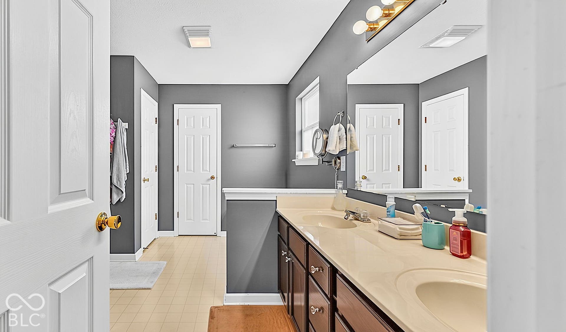 18984 Prairie Crossing Drive, Noblesville, IN 46062