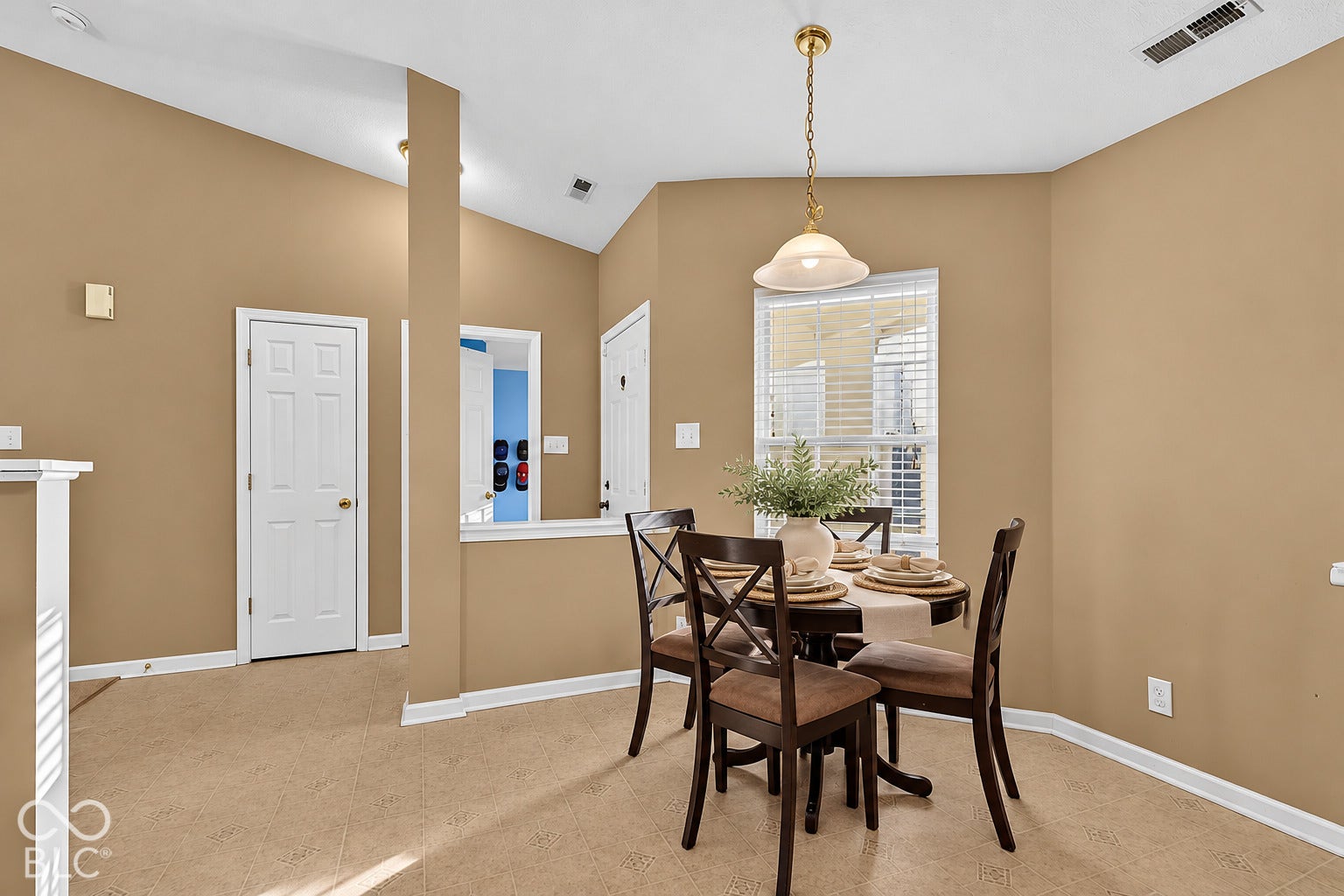 18984 Prairie Crossing Drive, Noblesville, IN 46062
