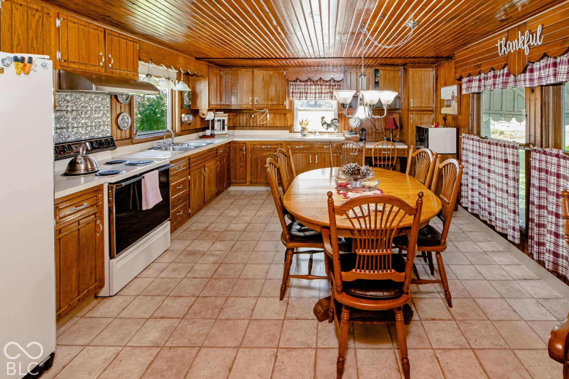 1030 Amos Road, Shelbyville, IN 46176
