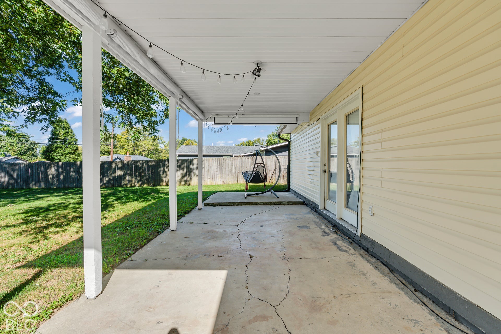 902 Sweetbriar Avenue, Whiteland, IN 46184