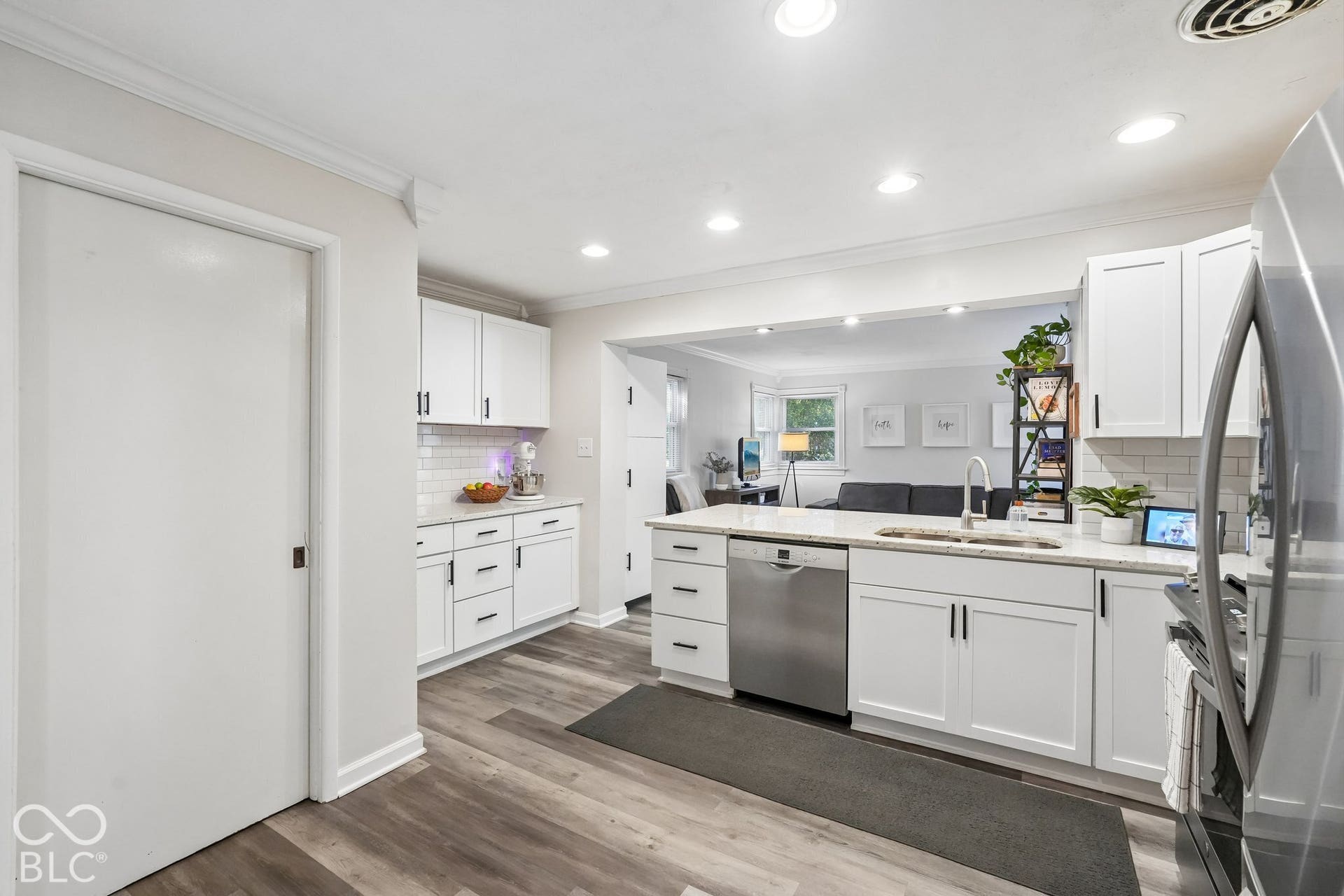 8450 Evergreen Avenue, Indianapolis, IN 46240