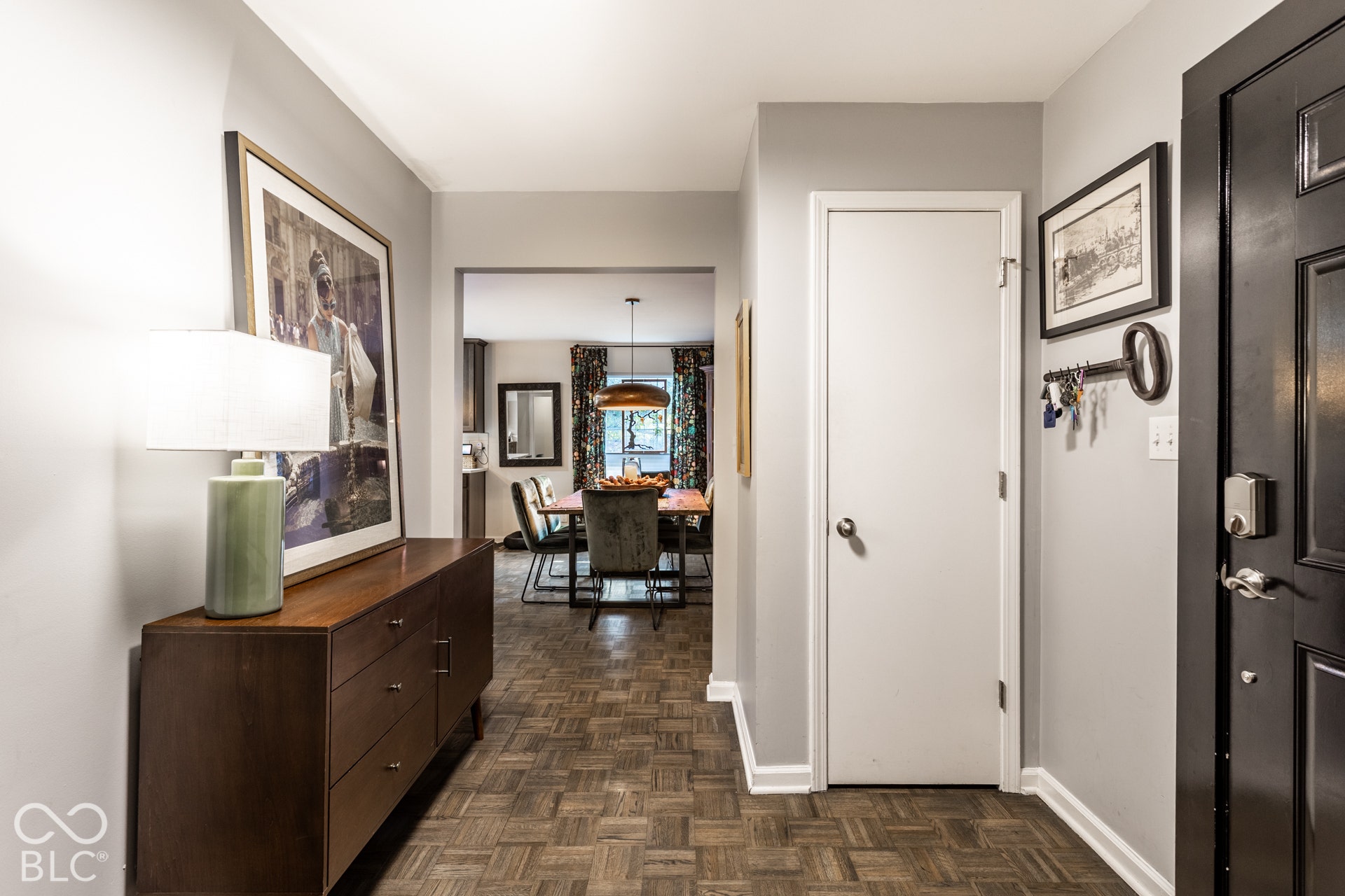 7346 King George Drive, Indianapolis, IN 46260
