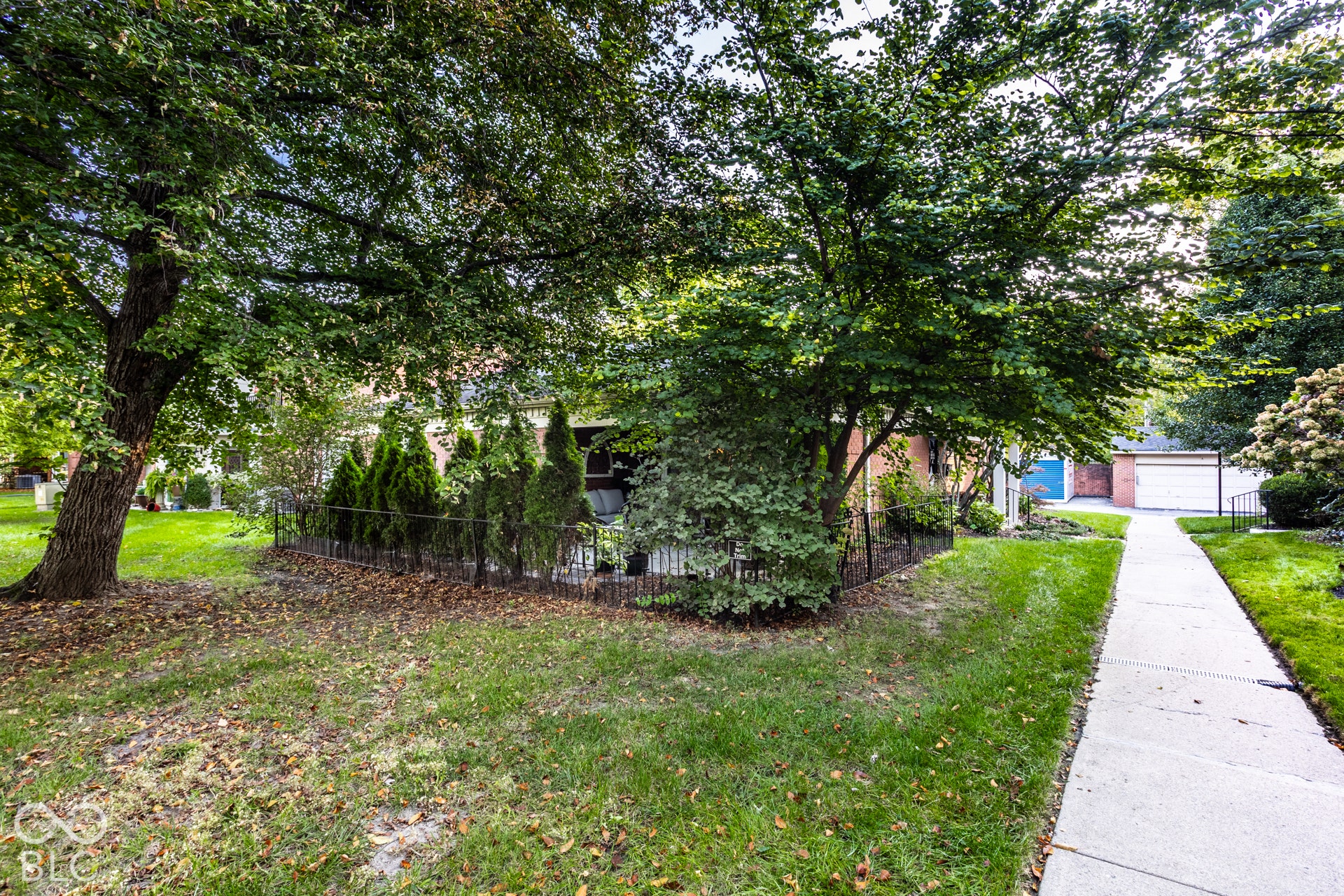7346 King George Drive, Indianapolis, IN 46260