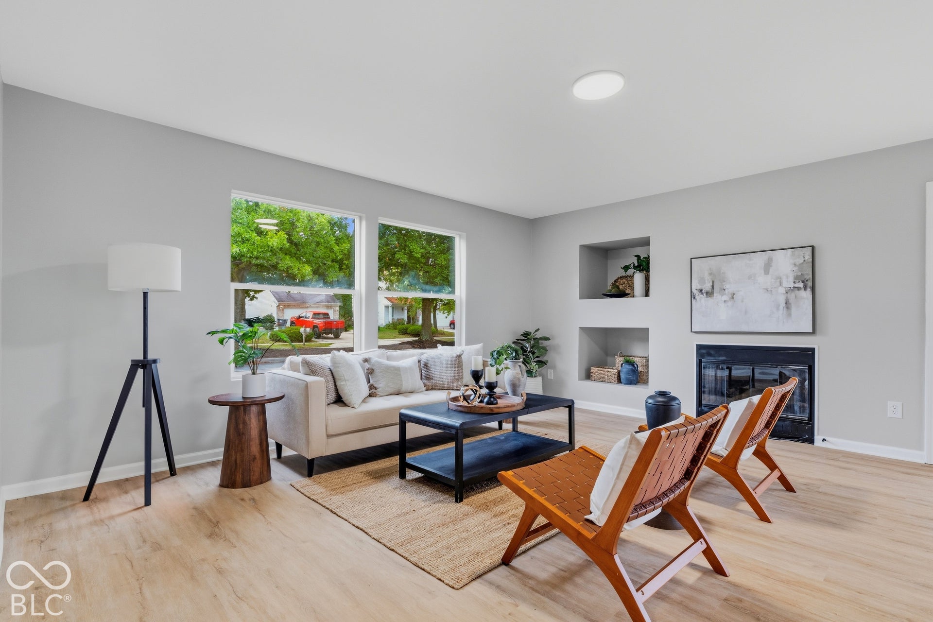 9220 Allegro Drive, Indianapolis, IN 46231 9220 Allegro Drive, Indianapolis, IN 46231