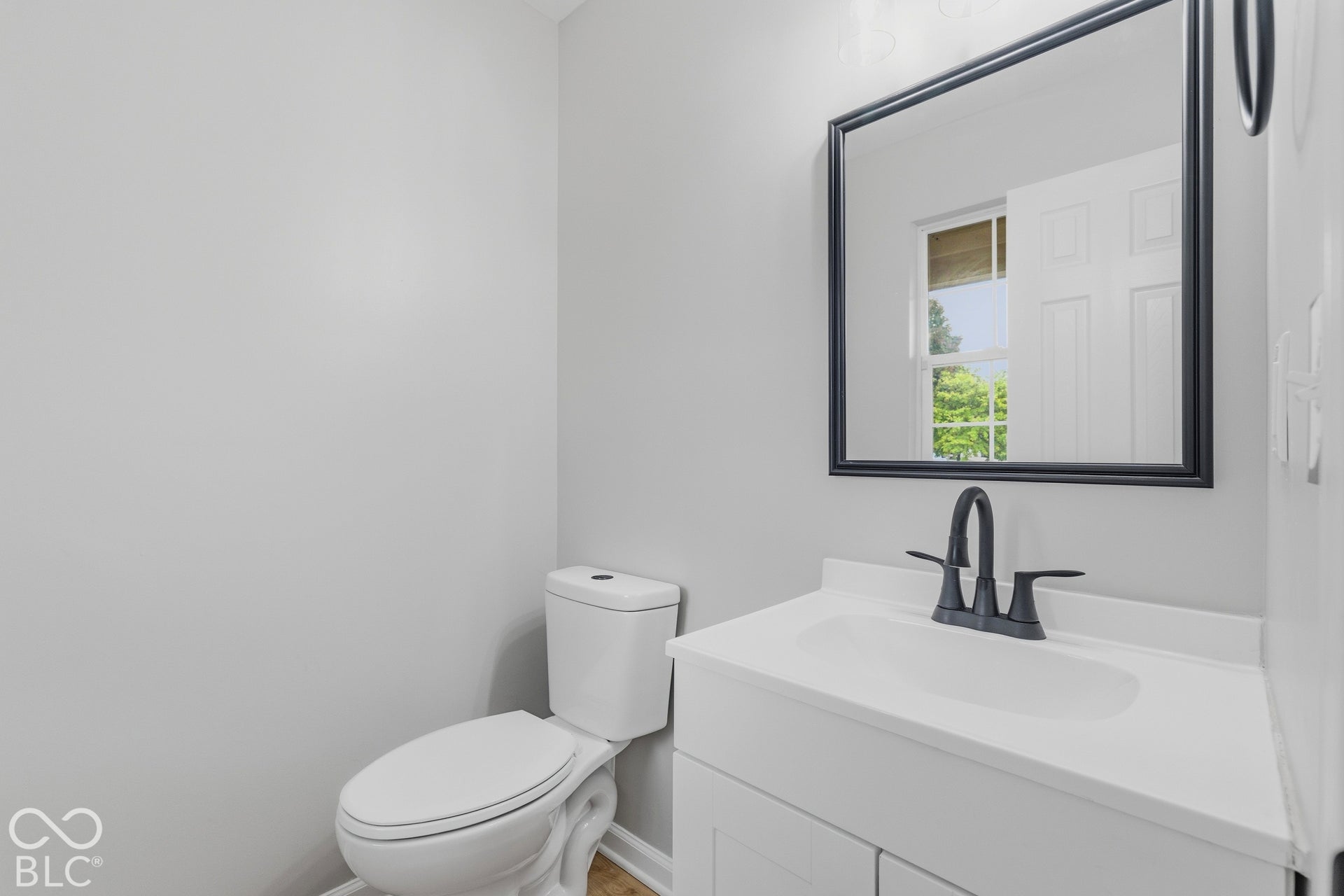 9220 Allegro Drive, Indianapolis, IN 46231 9220 Allegro Drive, Indianapolis, IN 46231