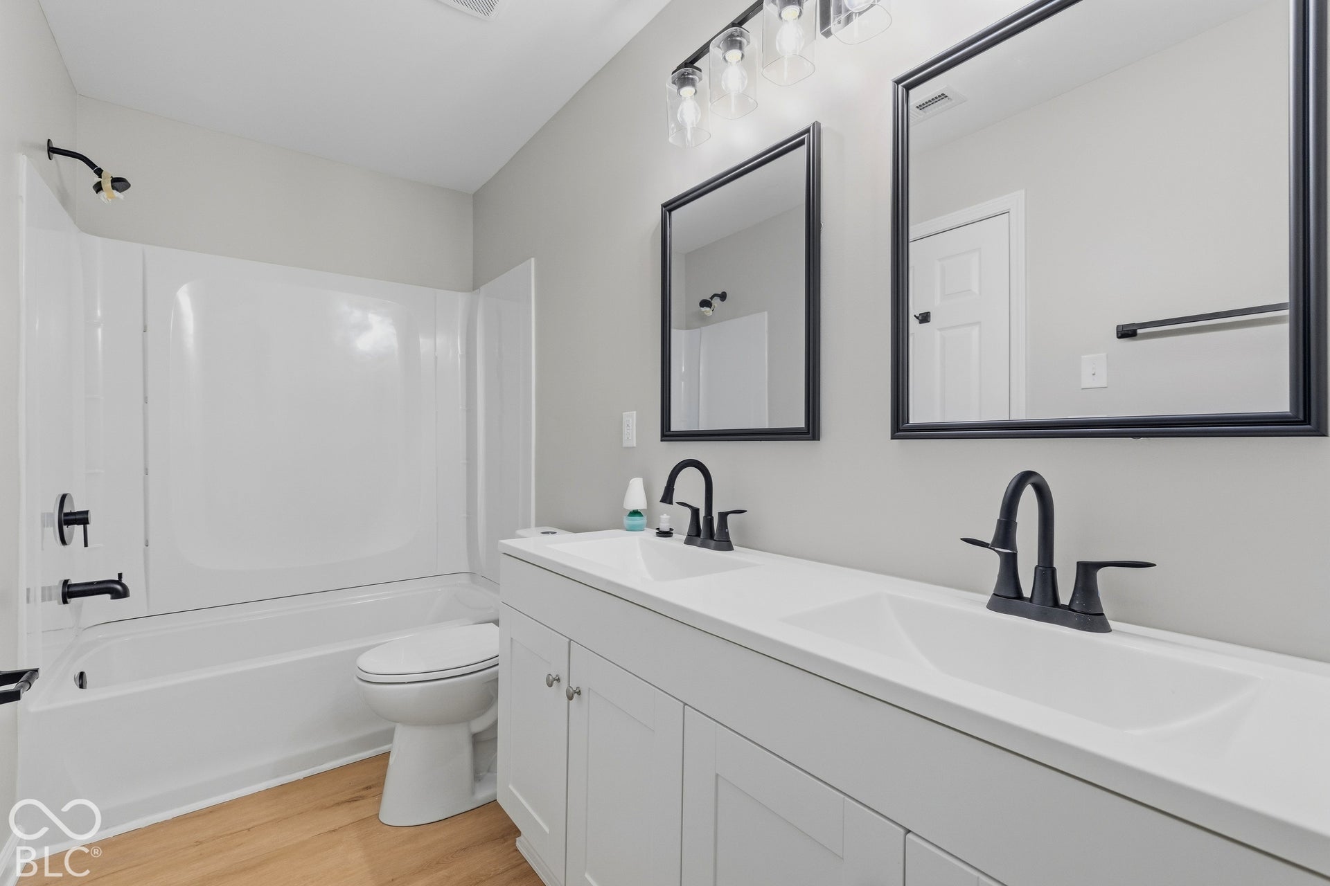 9220 Allegro Drive, Indianapolis, IN 46231 9220 Allegro Drive, Indianapolis, IN 46231