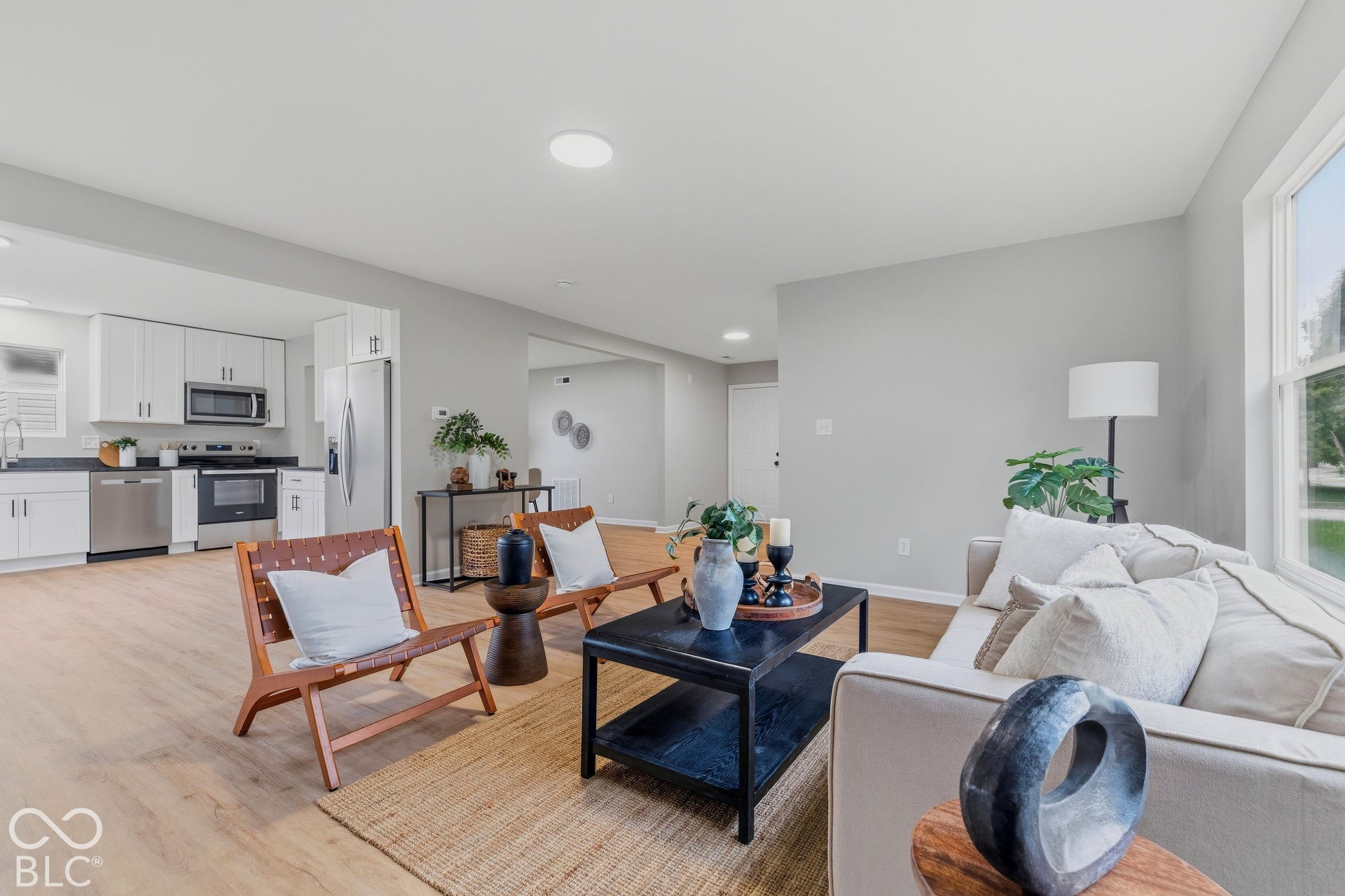 9220 Allegro Drive, Indianapolis, IN 46231 9220 Allegro Drive, Indianapolis, IN 46231