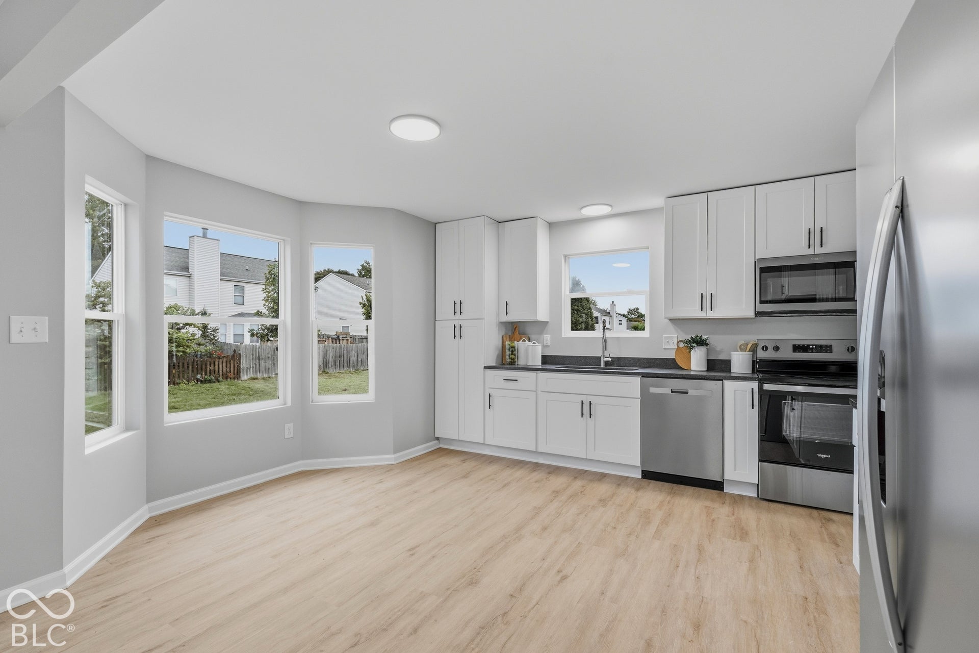 9220 Allegro Drive, Indianapolis, IN 46231 9220 Allegro Drive, Indianapolis, IN 46231