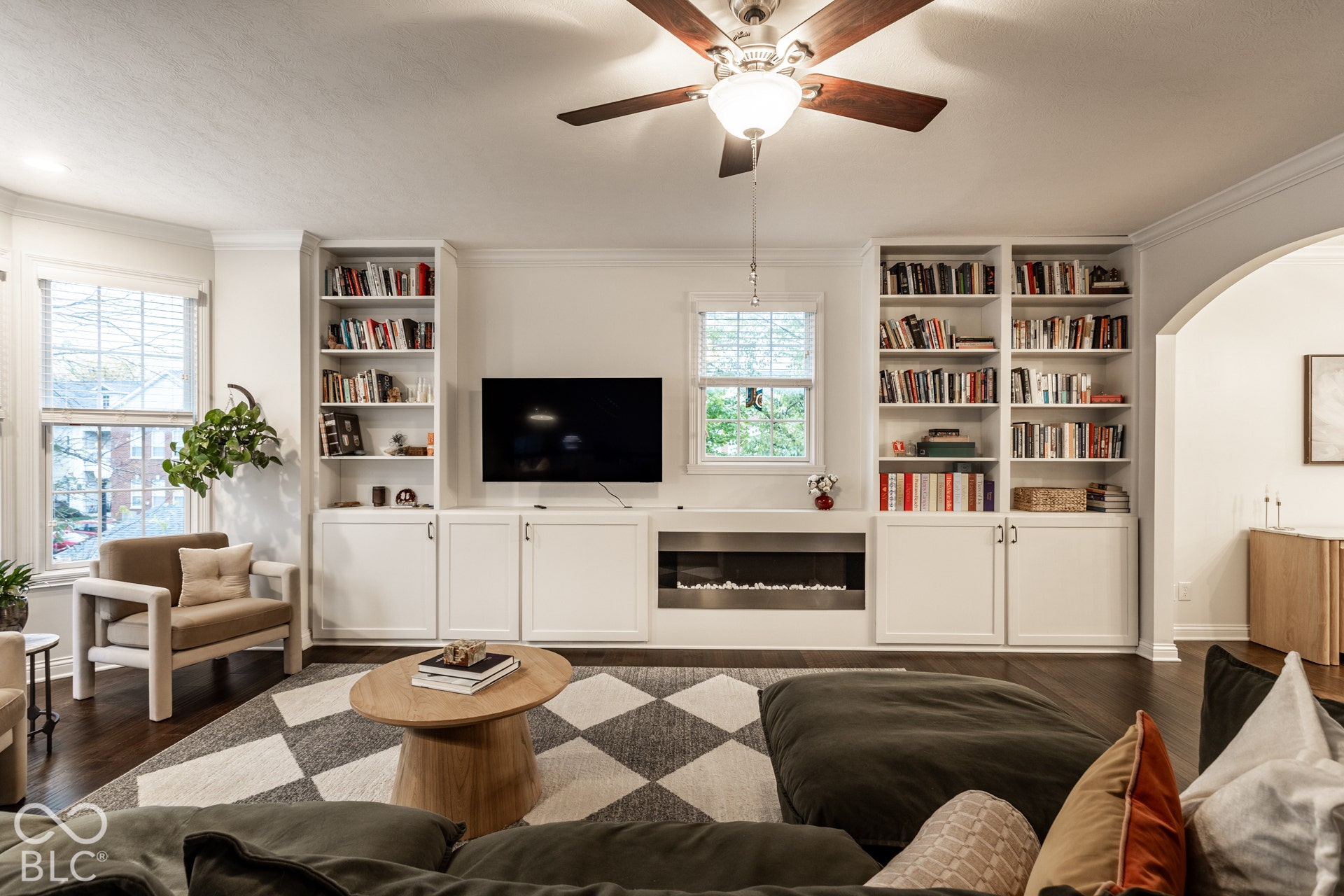 827 N Park Trail Drive, Carmel, IN 46032
