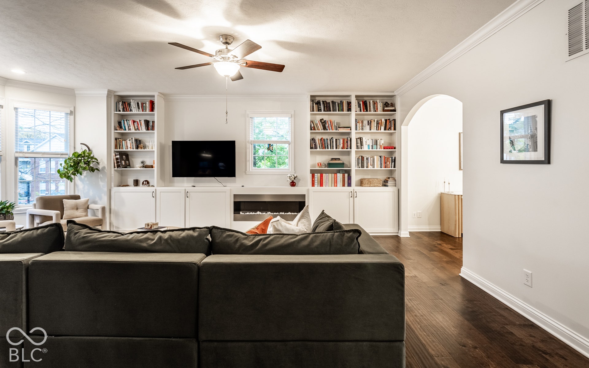 827 N Park Trail Drive, Carmel, IN 46032