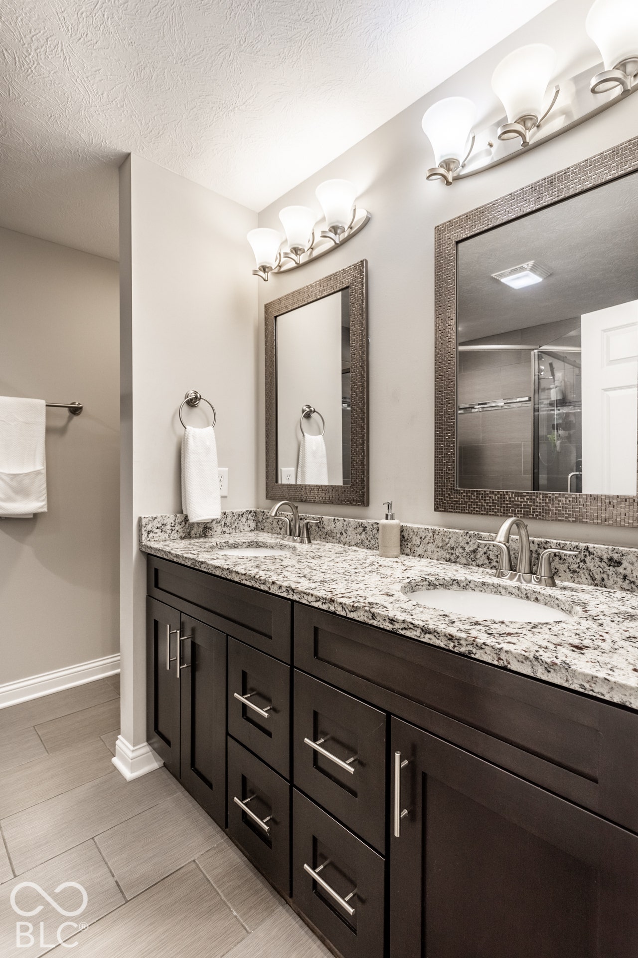 827 N Park Trail Drive, Carmel, IN 46032