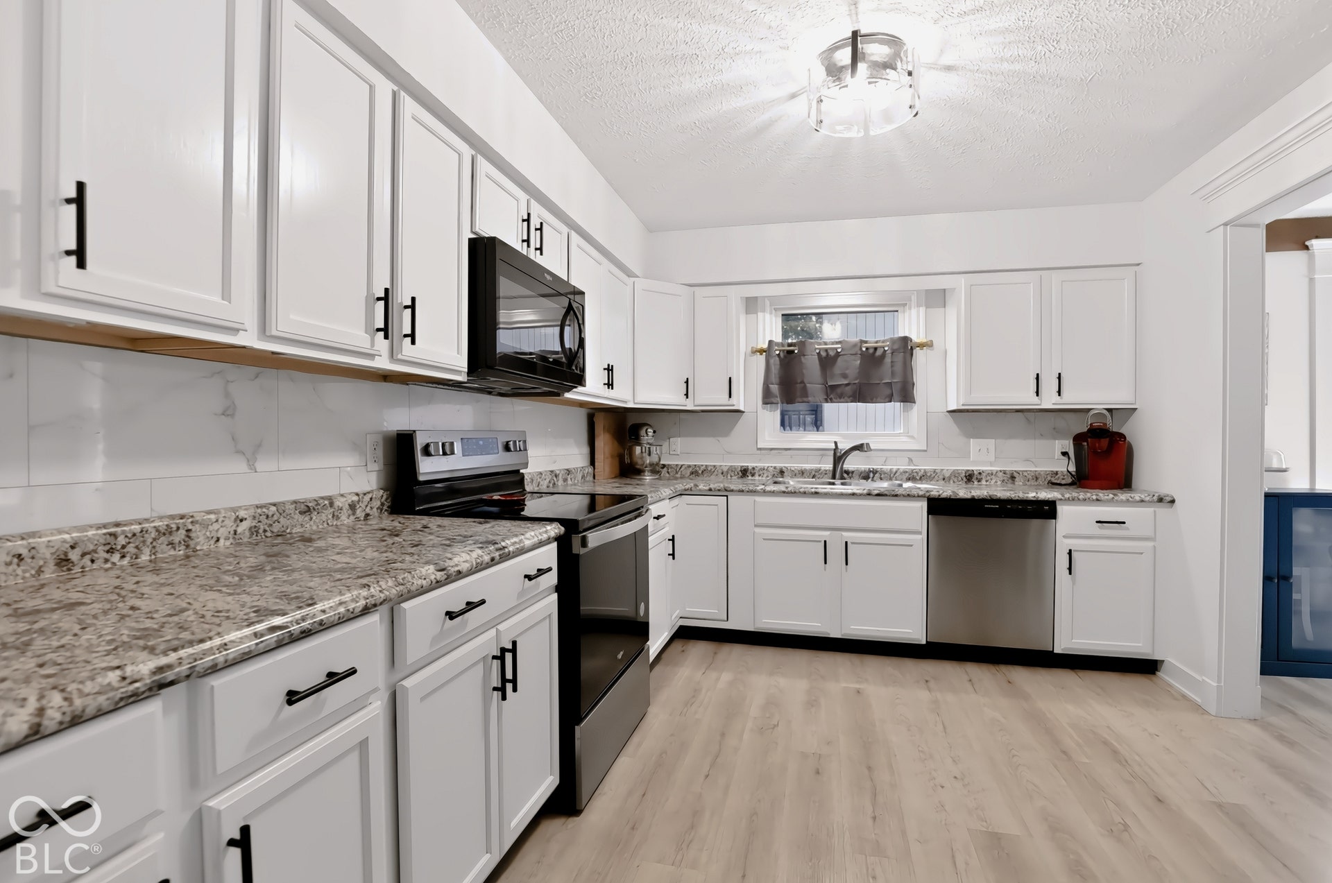 999 Shoreline Circle, Cicero, IN 46034