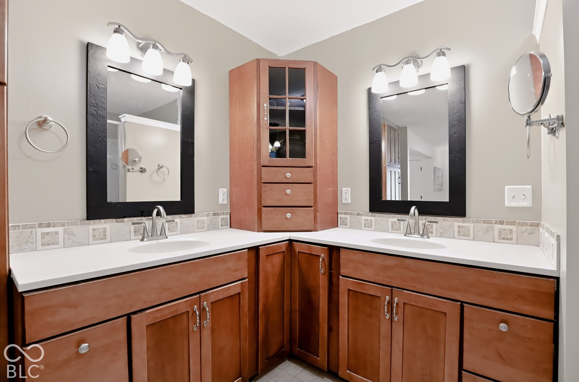 999 Shoreline Circle, Cicero, IN 46034