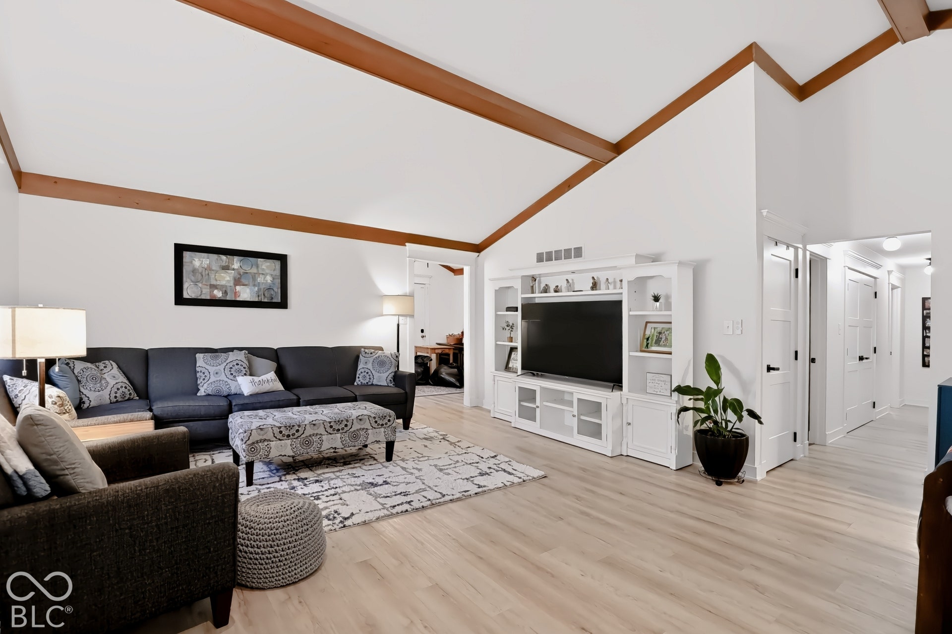 999 Shoreline Circle, Cicero, IN 46034