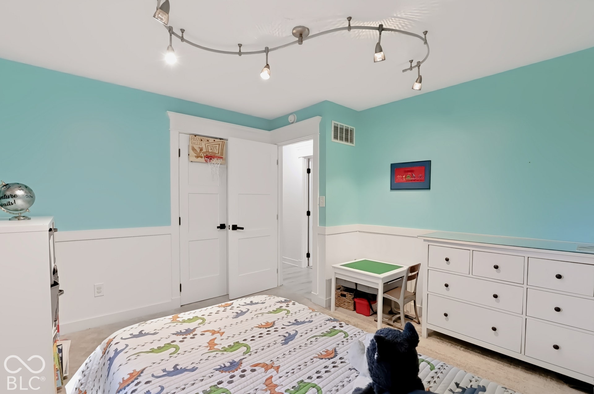 999 Shoreline Circle, Cicero, IN 46034