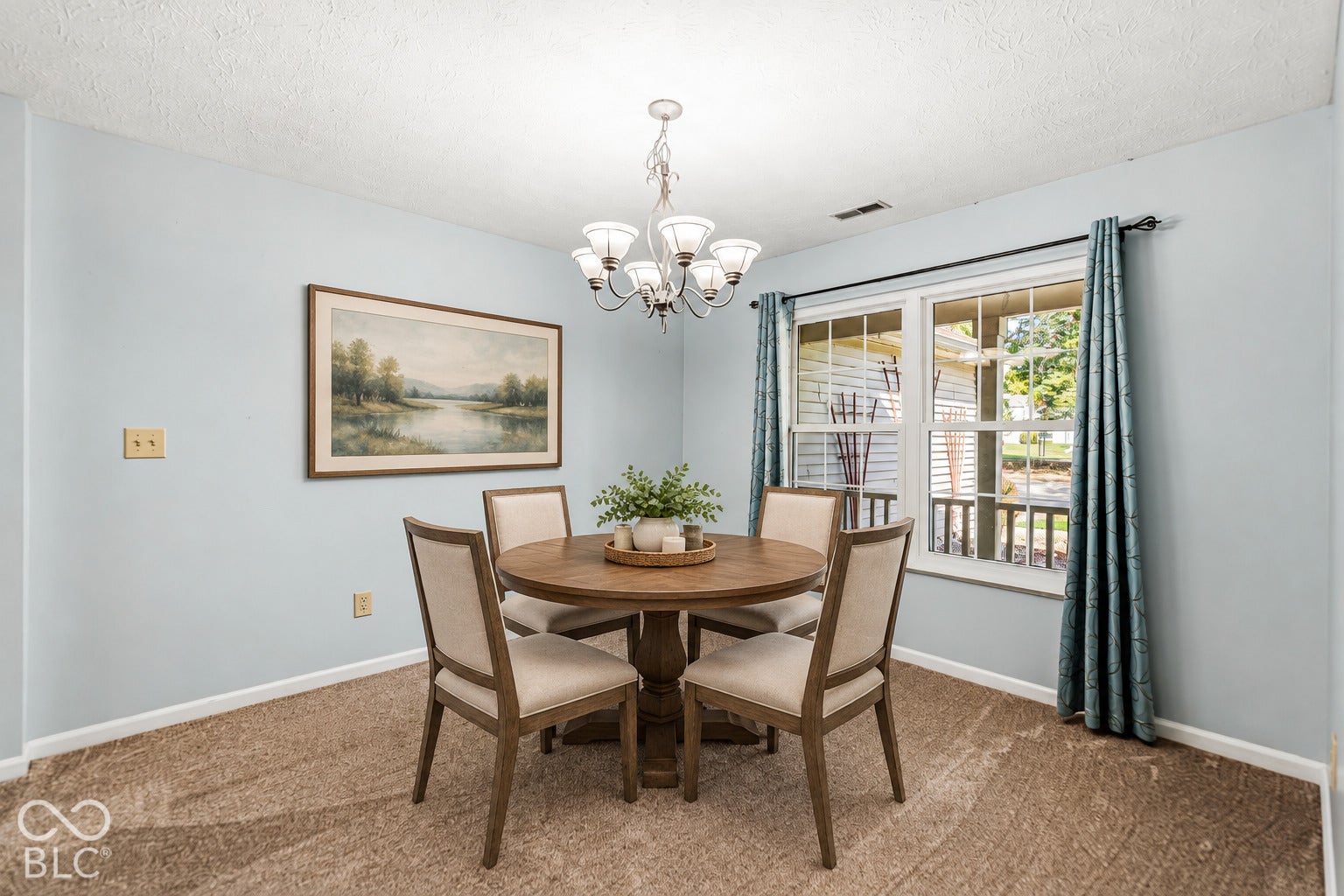 7203 Oakview Drive, Avon, IN 46123 Virtually Altered -