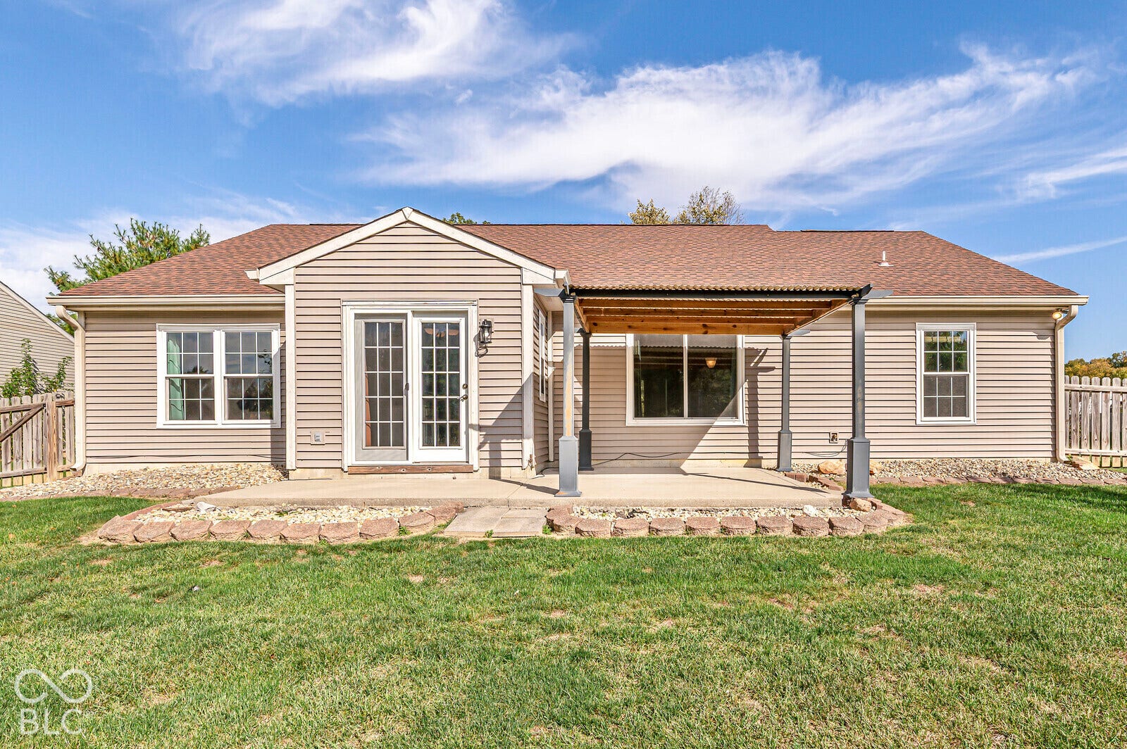 7203 Oakview Drive, Avon, IN 46123 7203 Oakview Drive, Avon, IN 46123