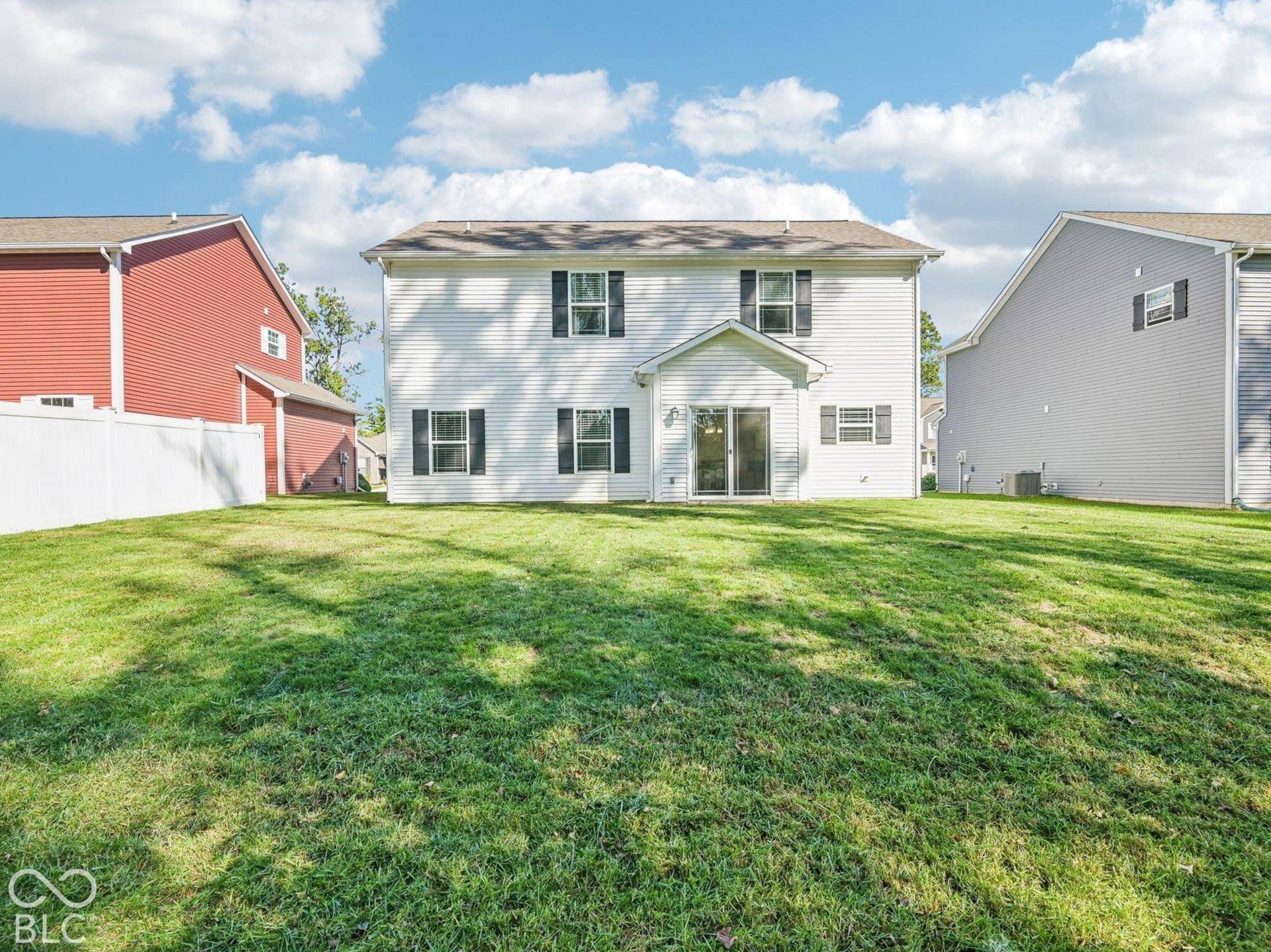 8591 Hollyhock Grove, Avon, IN 46123