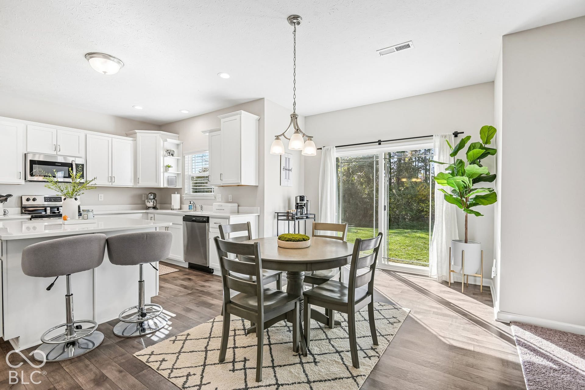 8591 Hollyhock Grove, Avon, IN 46123