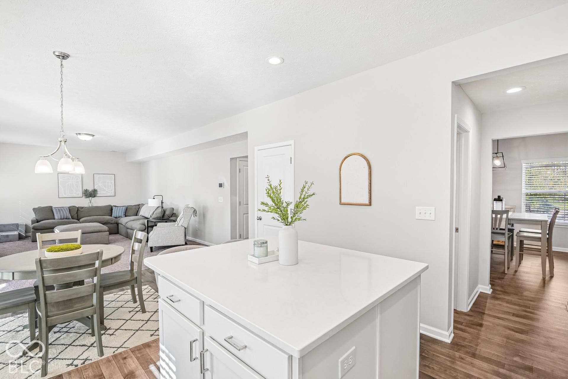 8591 Hollyhock Grove, Avon, IN 46123