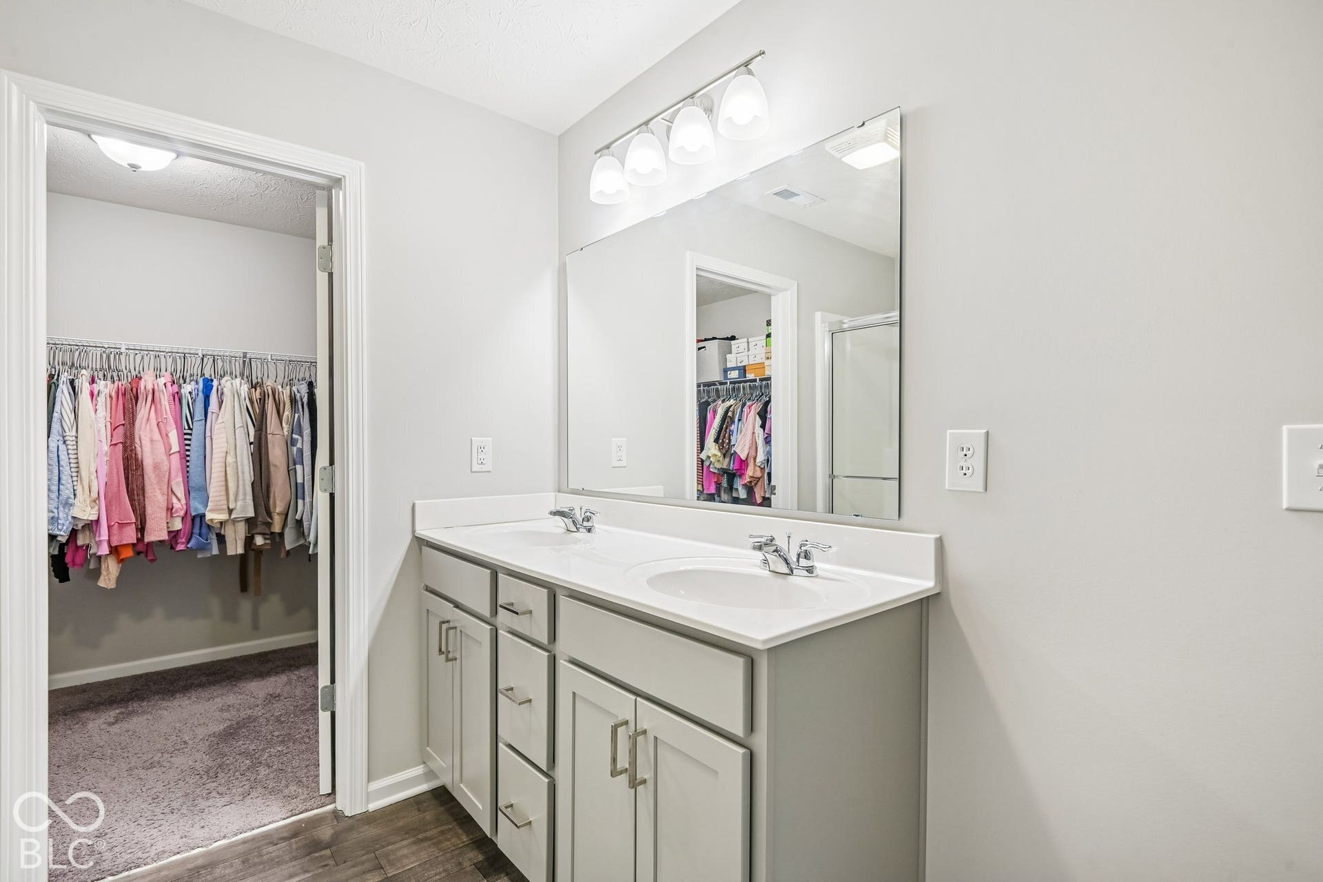 8591 Hollyhock Grove, Avon, IN 46123