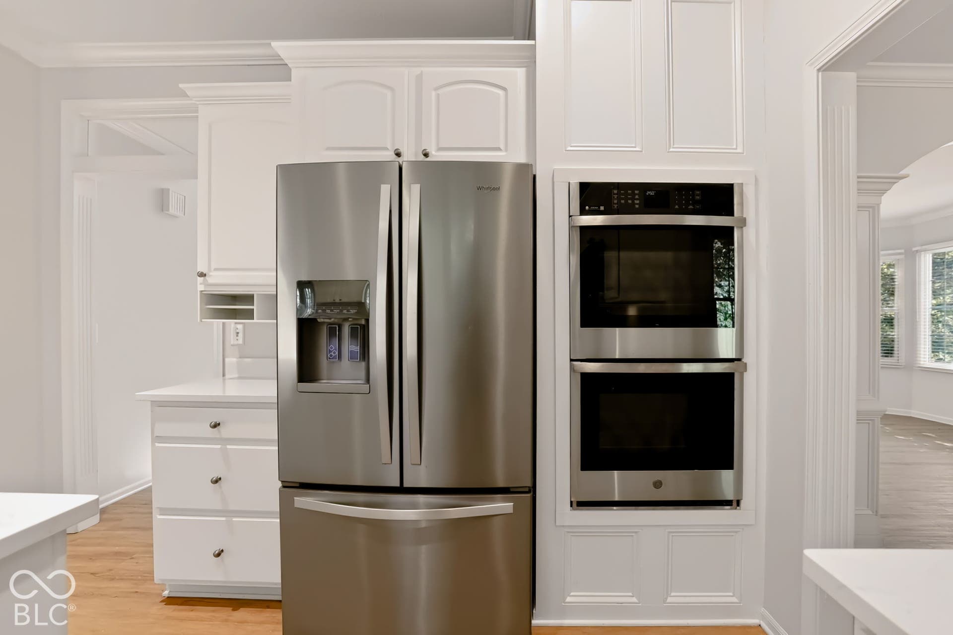 3802 Carwinion Way, Carmel, IN 46032 New Double Oven and Refrigerator