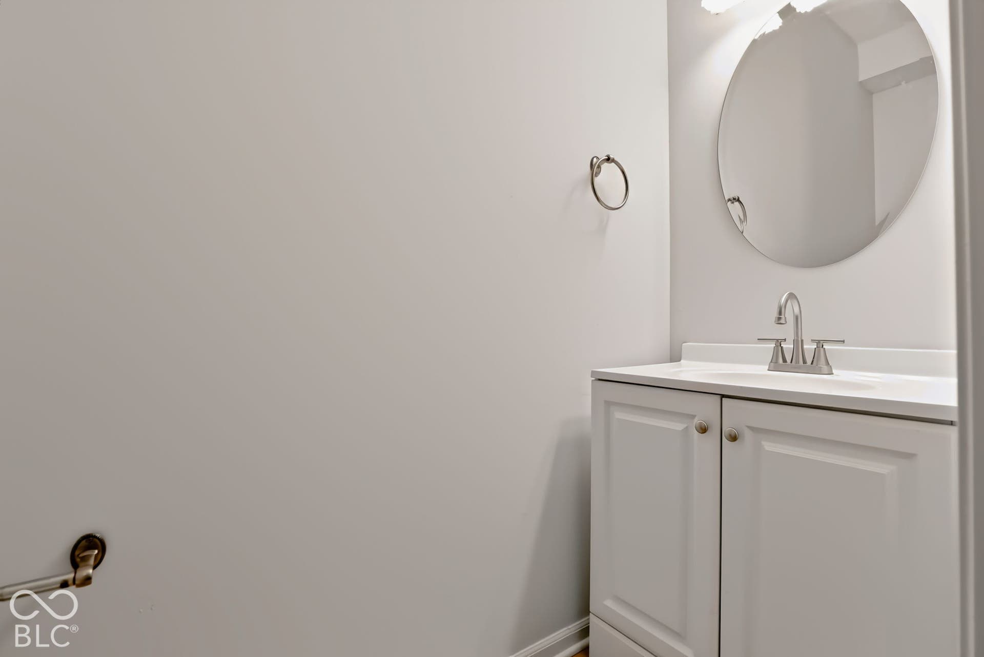 3802 Carwinion Way, Carmel, IN 46032 Half Bath on Main level
