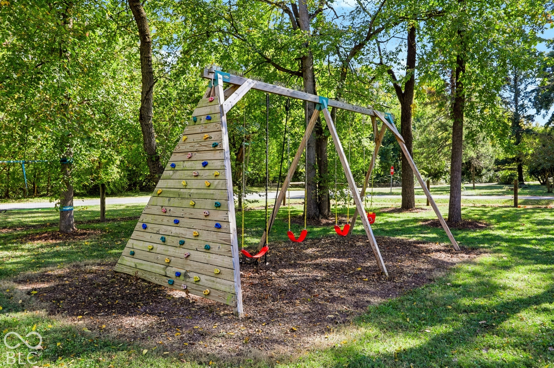 Playset and jungle ropes stay with the property