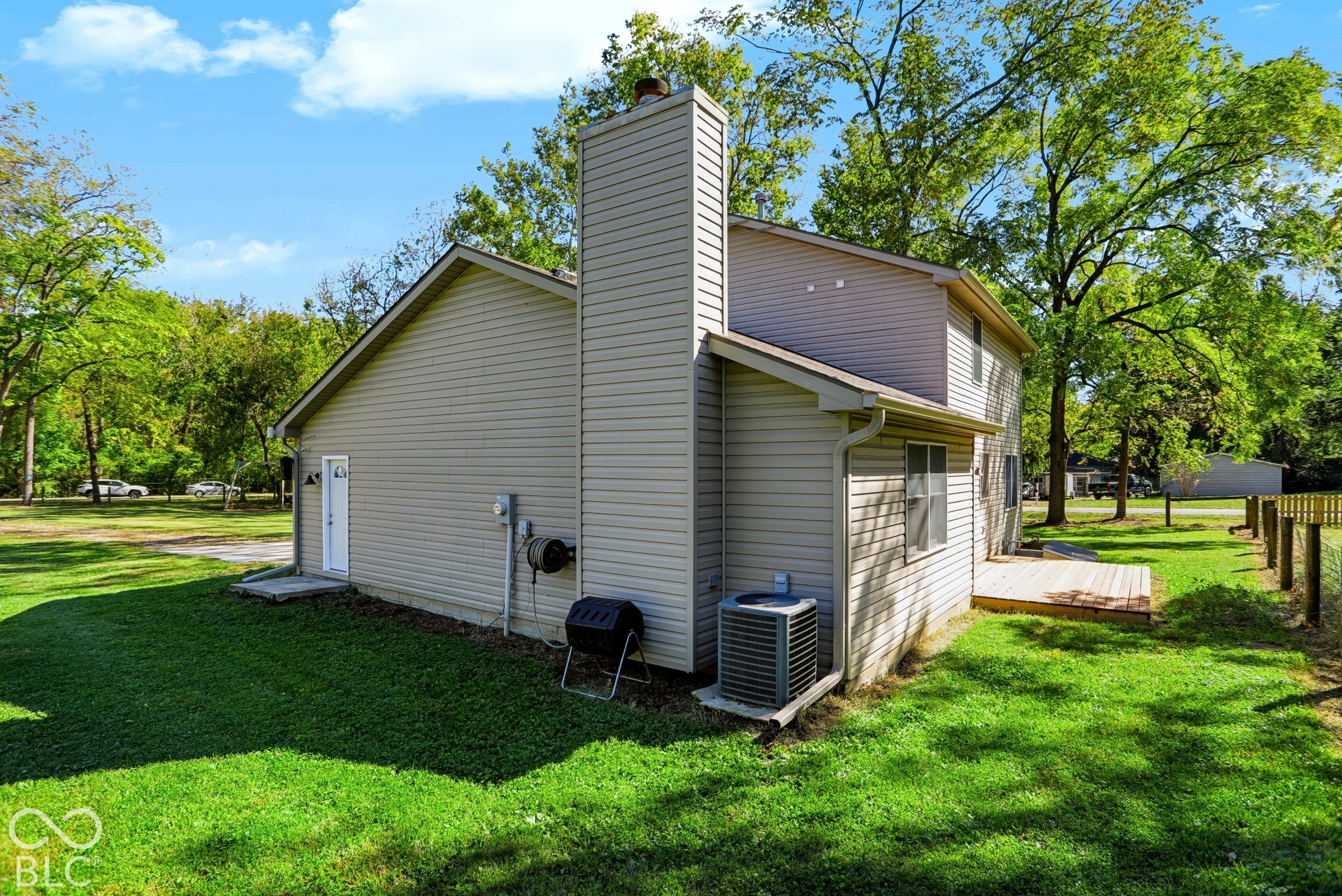 6802 E Pleasant Run Parkway North Drive, Indianapolis, IN 46219