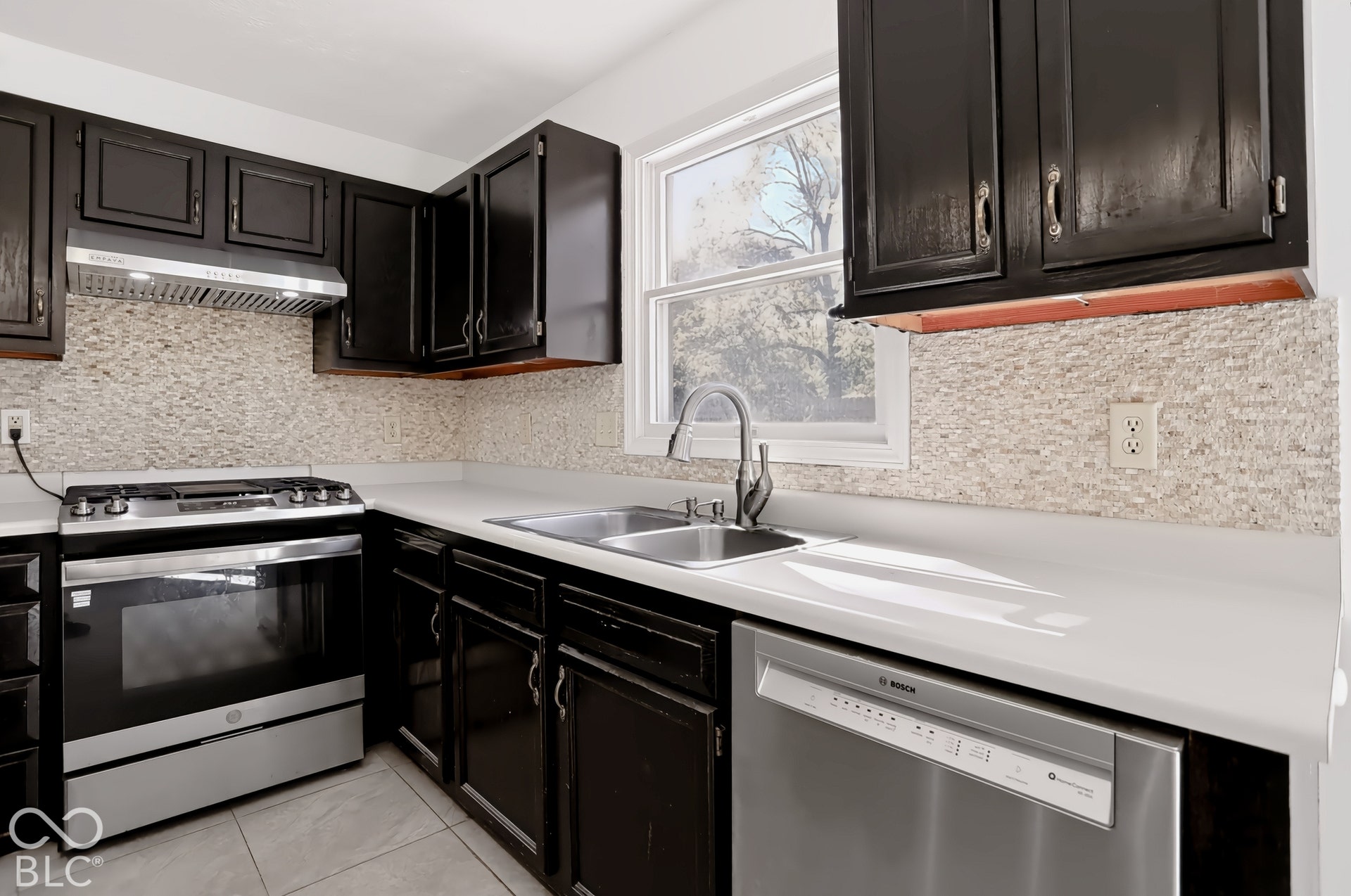 6802 E Pleasant Run Parkway North Drive, Indianapolis, IN 46219