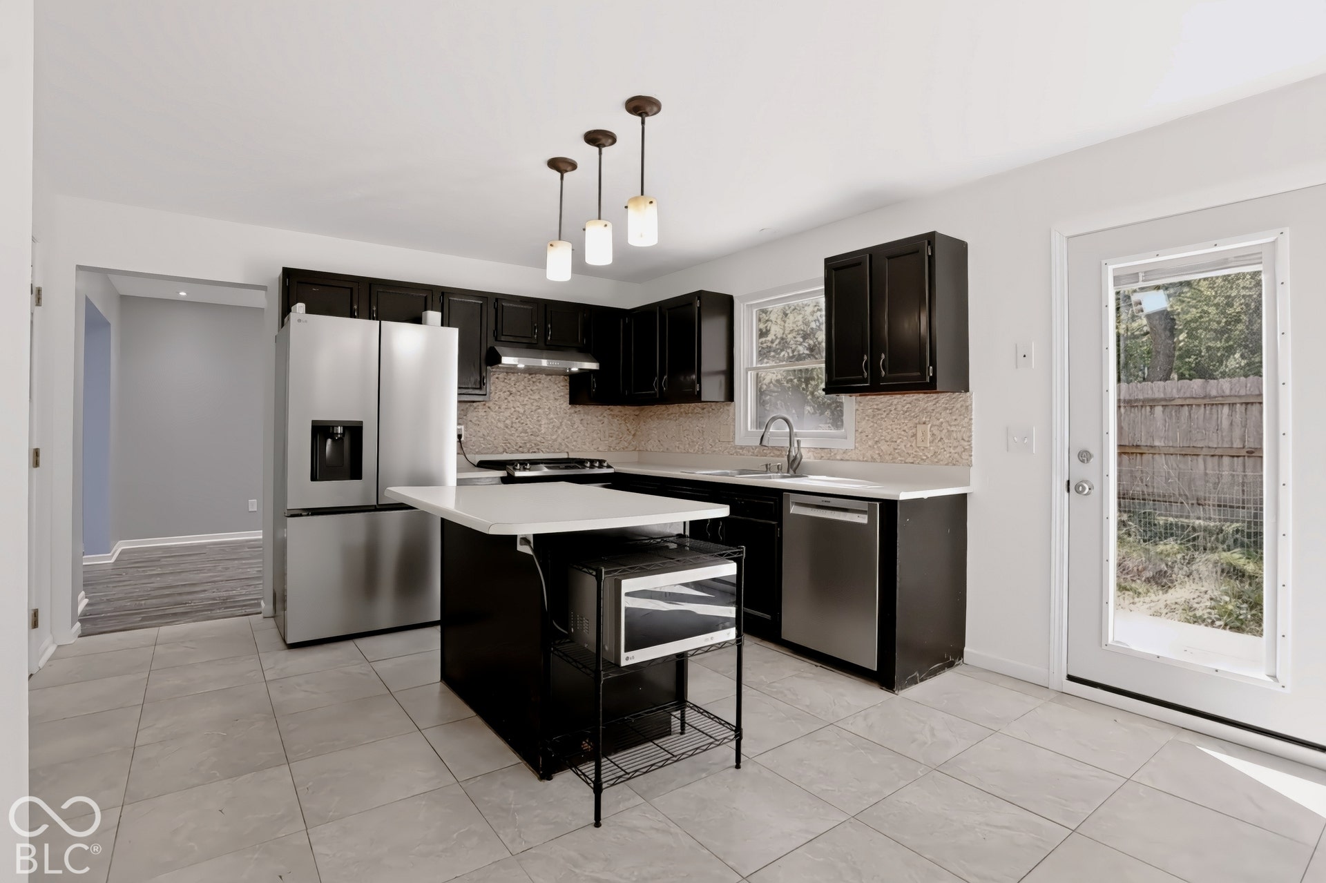6802 E Pleasant Run Parkway North Drive, Indianapolis, IN 46219