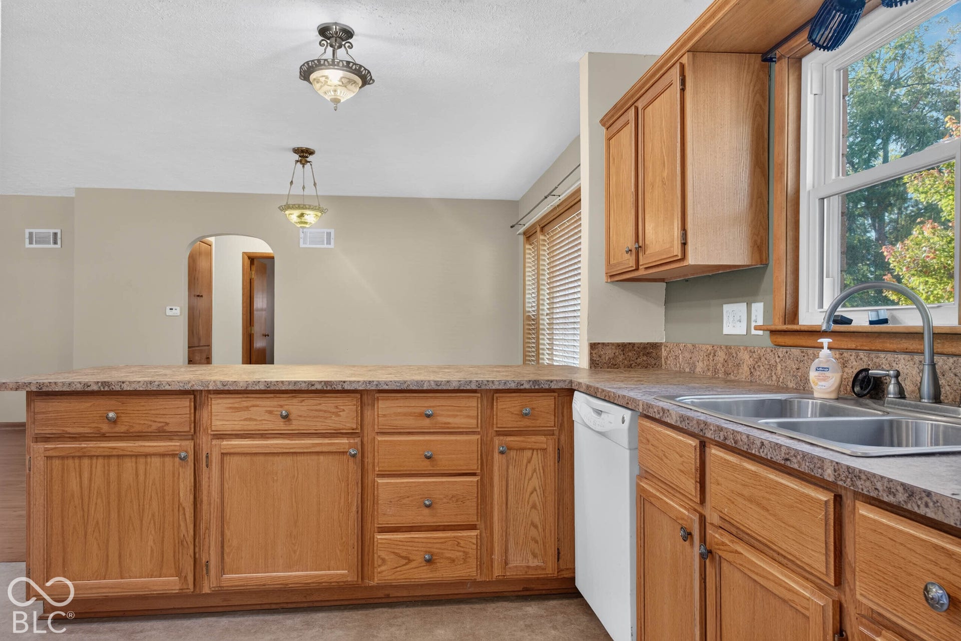 124 W Main Street, Ladoga, IN 47954