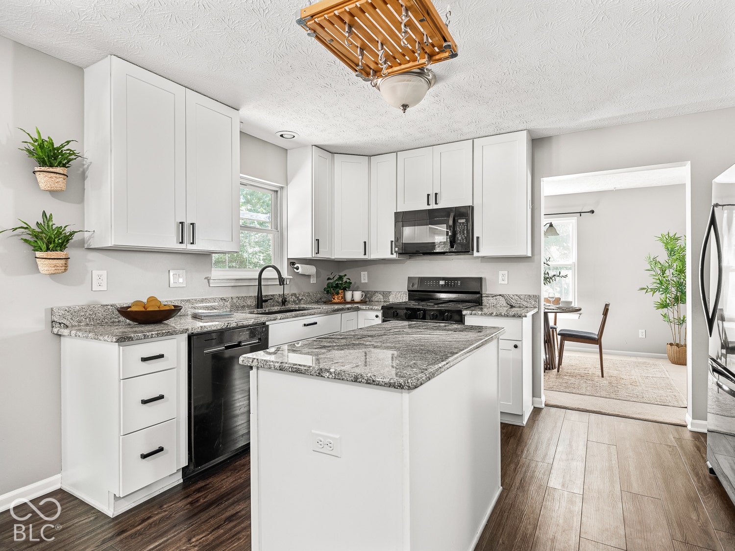 3945 Sunmeadow Circle, Indianapolis, IN 46228