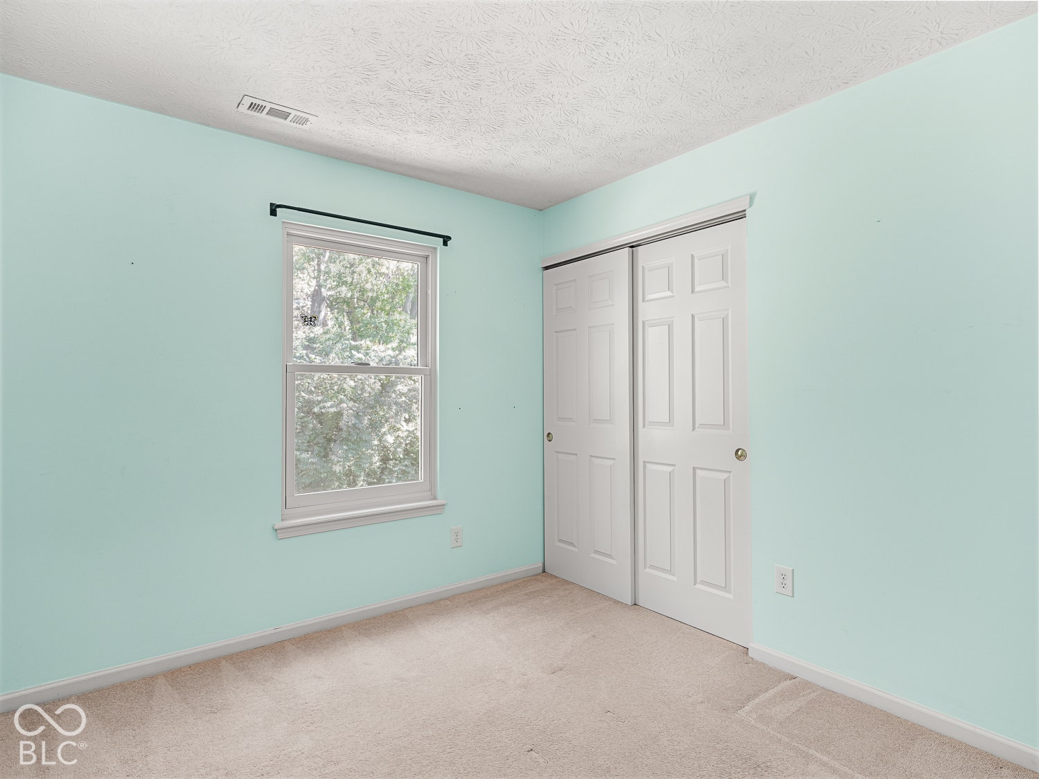 3945 Sunmeadow Circle, Indianapolis, IN 46228
