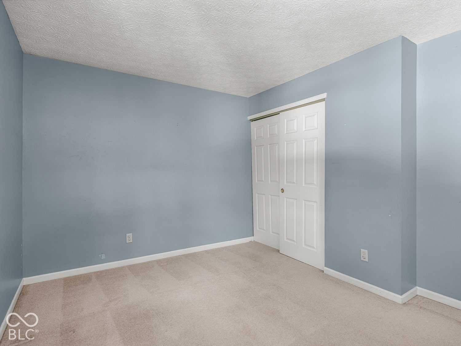 3945 Sunmeadow Circle, Indianapolis, IN 46228