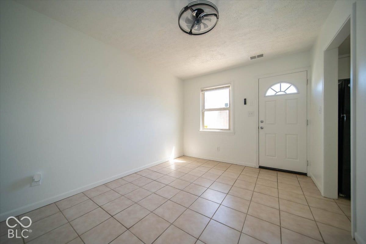 6442 Commons Drive, Indianapolis, IN 46254