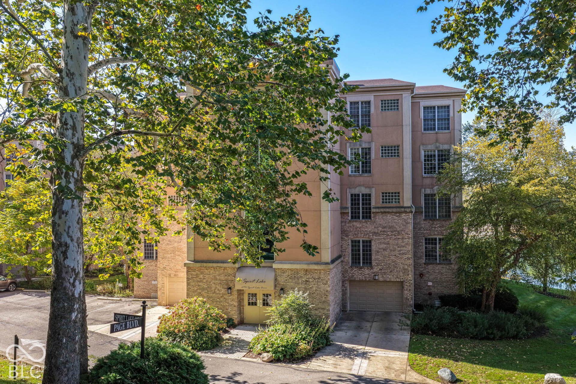 6770 Spirit Lake Drive, Indianapolis, IN 46220