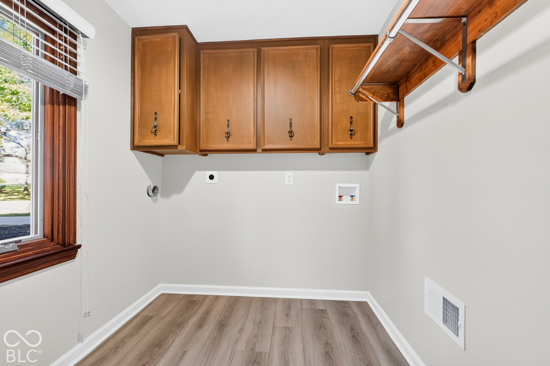 6639 E 65th Street, Indianapolis, IN 46220