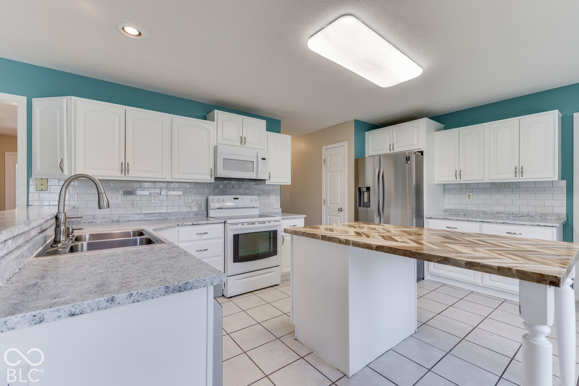 5845 Iron Oaks Court, Indianapolis, IN 46237 5845 Iron Oaks Court, Indianapolis, IN 46237