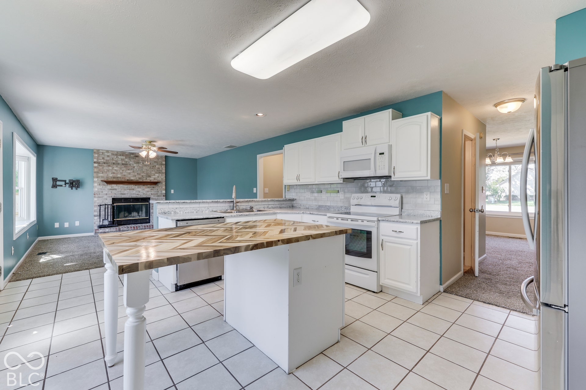 5845 Iron Oaks Court, Indianapolis, IN 46237 5845 Iron Oaks Court, Indianapolis, IN 46237