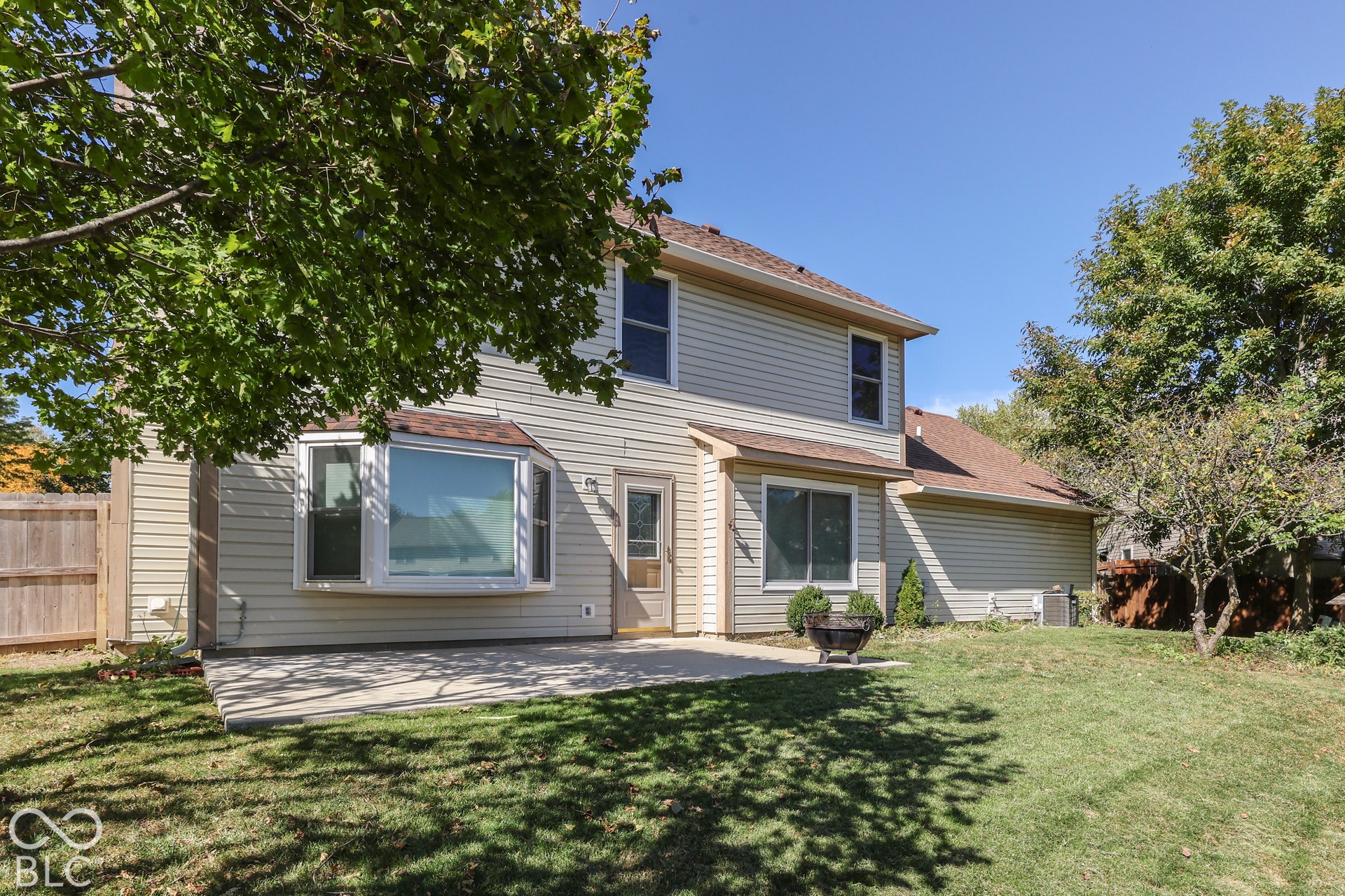 5845 Iron Oaks Court, Indianapolis, IN 46237 5845 Iron Oaks Court, Indianapolis, IN 46237